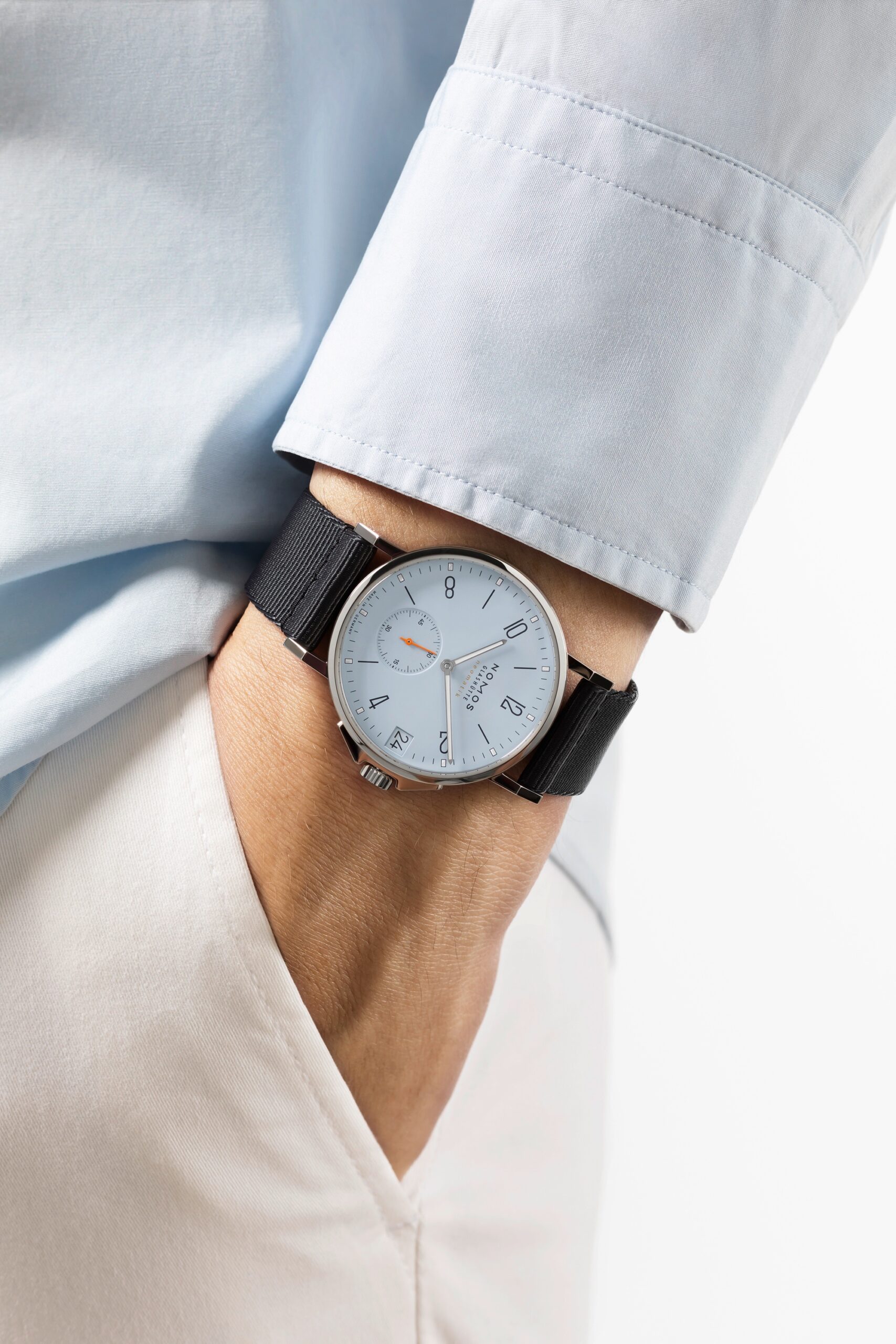 Nomos Glashütte Ahoi neomatik 38 Date Sky - View 3