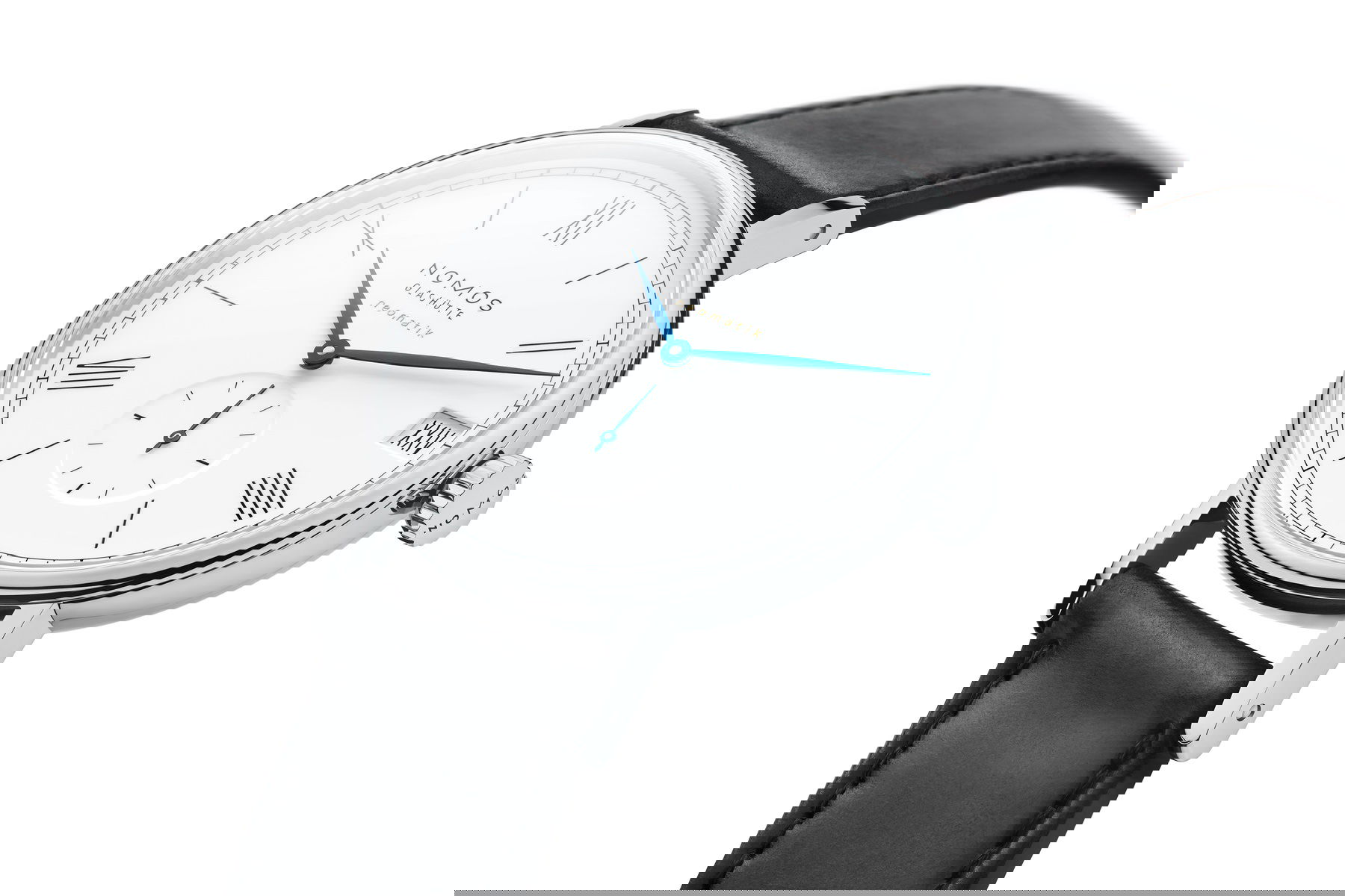 Nomos Glashütte Ludwig neomatik 41 date – 175 Years Watchmaking Glashütte - View 3