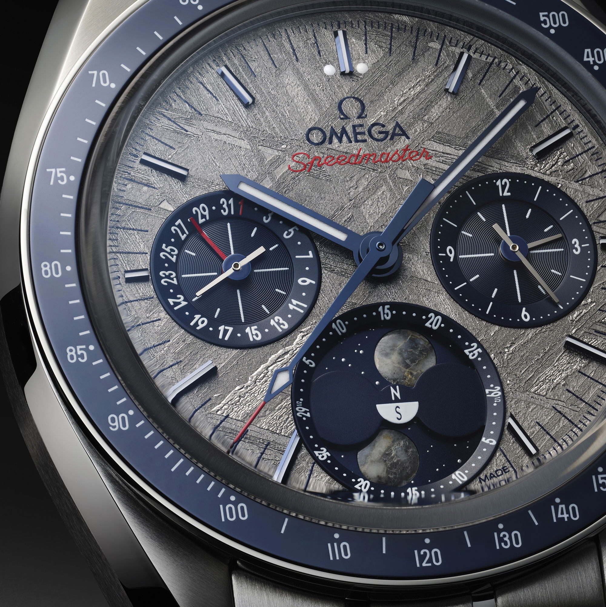 Omega Speedmaster - View 3