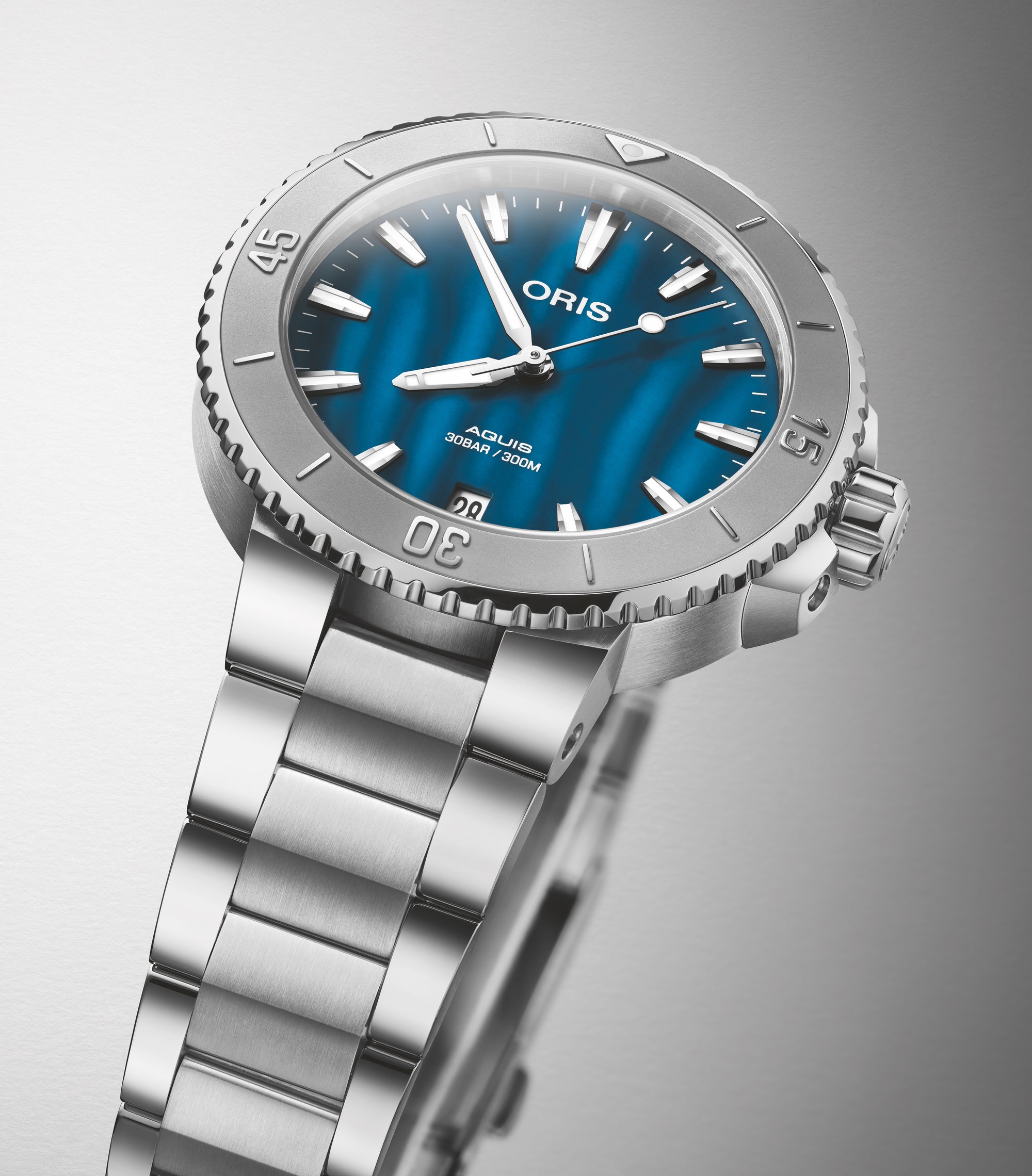 Oris Aquis Date - View 2