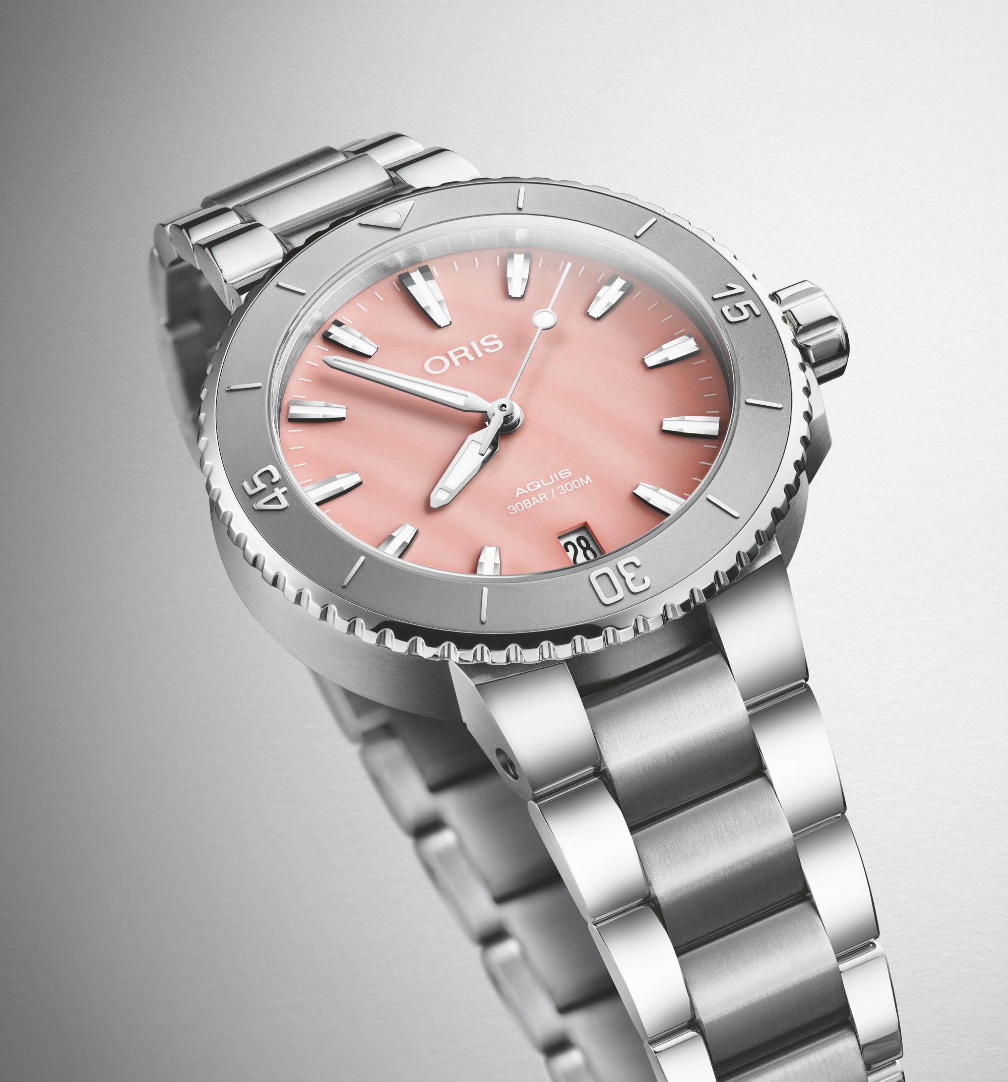 Oris Aquis Date - View 2