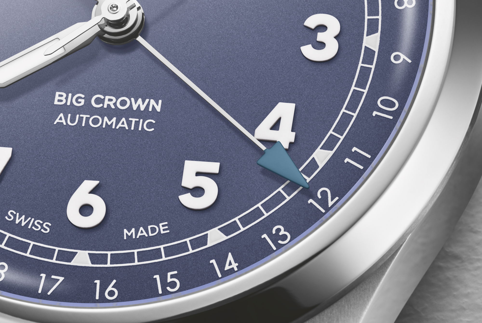 Oris Big Crown Pointer Date - View 2
