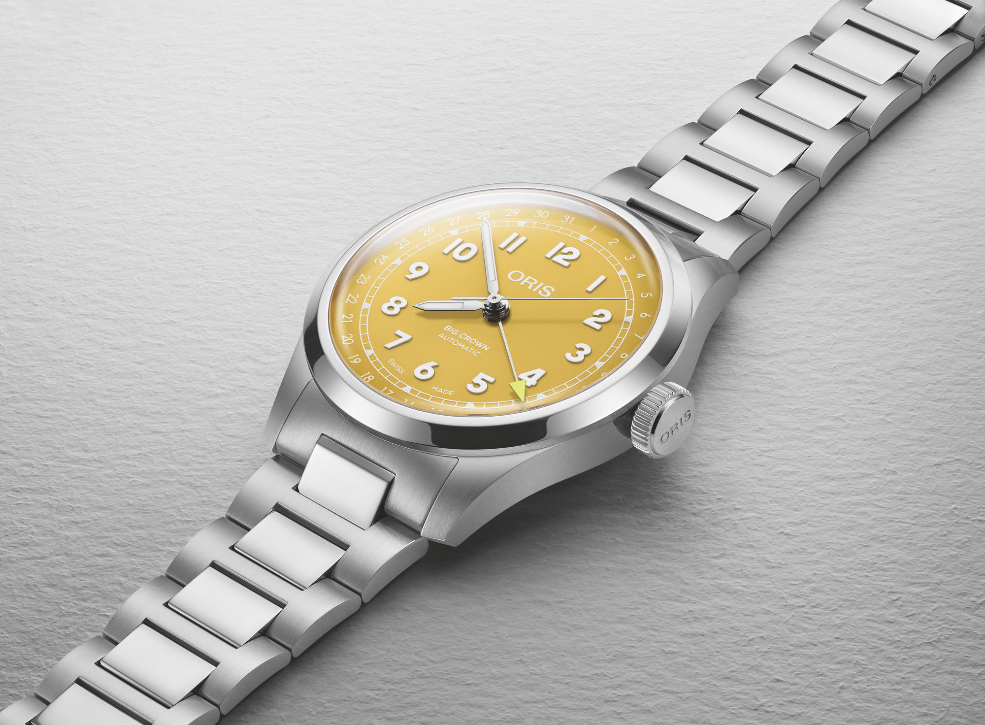 Oris Big Crown Pointer Date - View 2