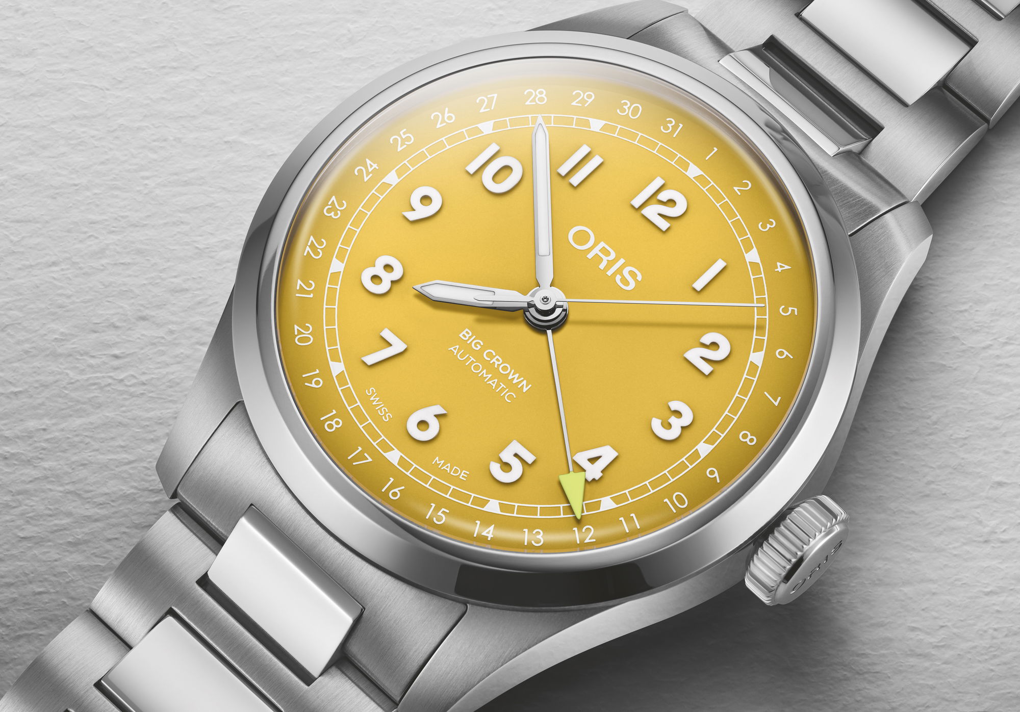 Oris Big Crown Pointer Date - View 3