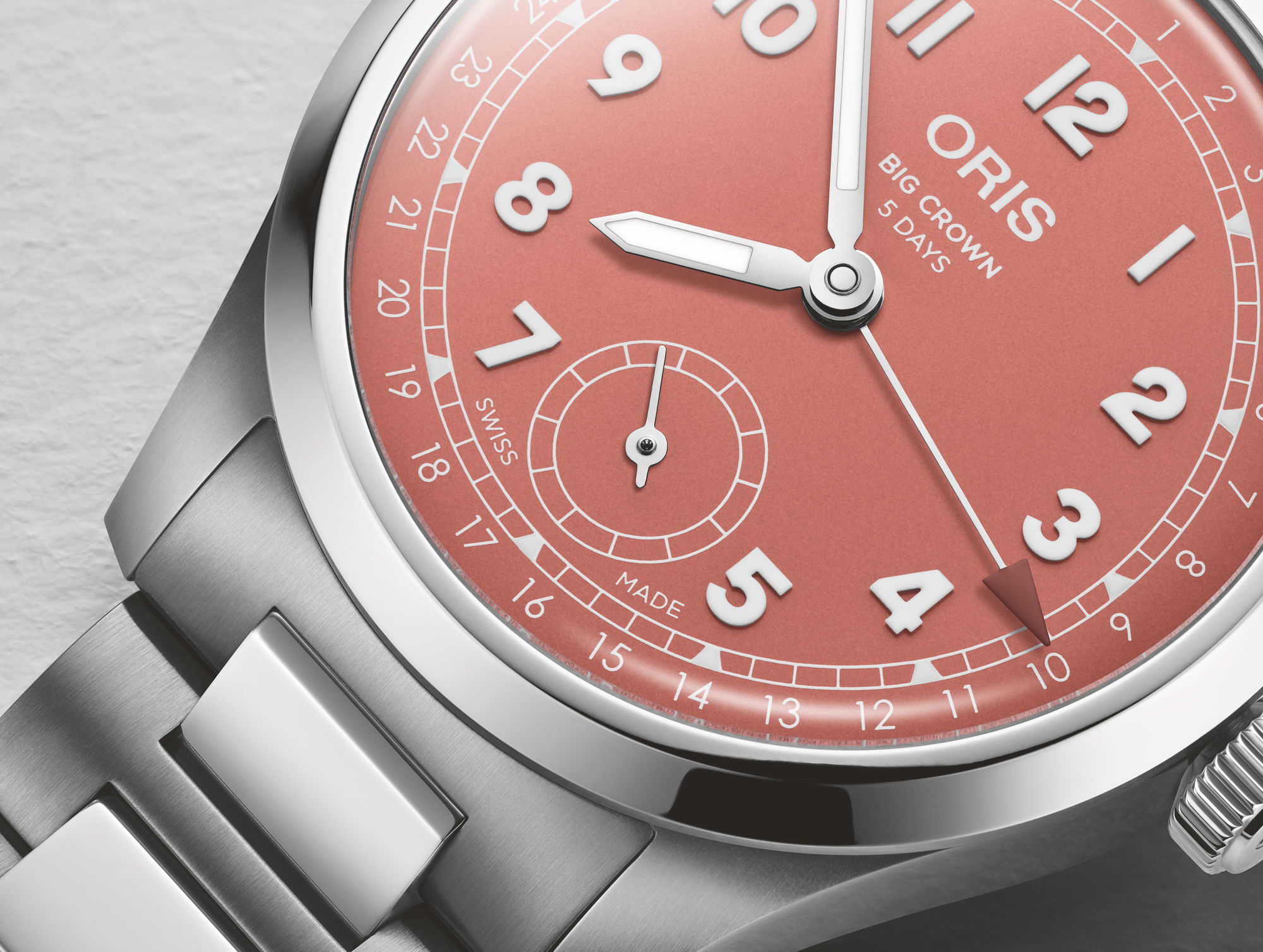 Oris Big Crown Pointer Date Calibre 403 - View 3
