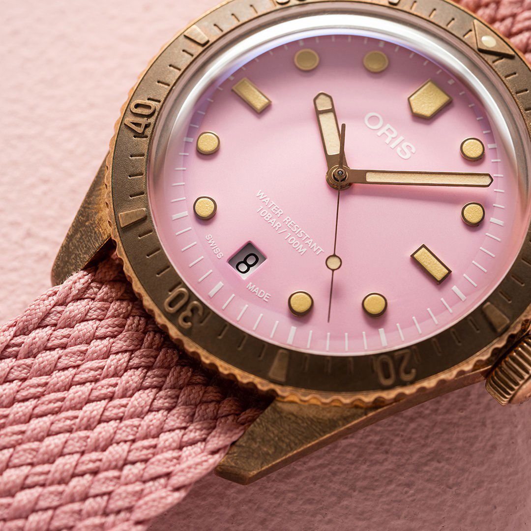 Oris Divers Sixty-Five ‘Cotton Candy’ - View 3