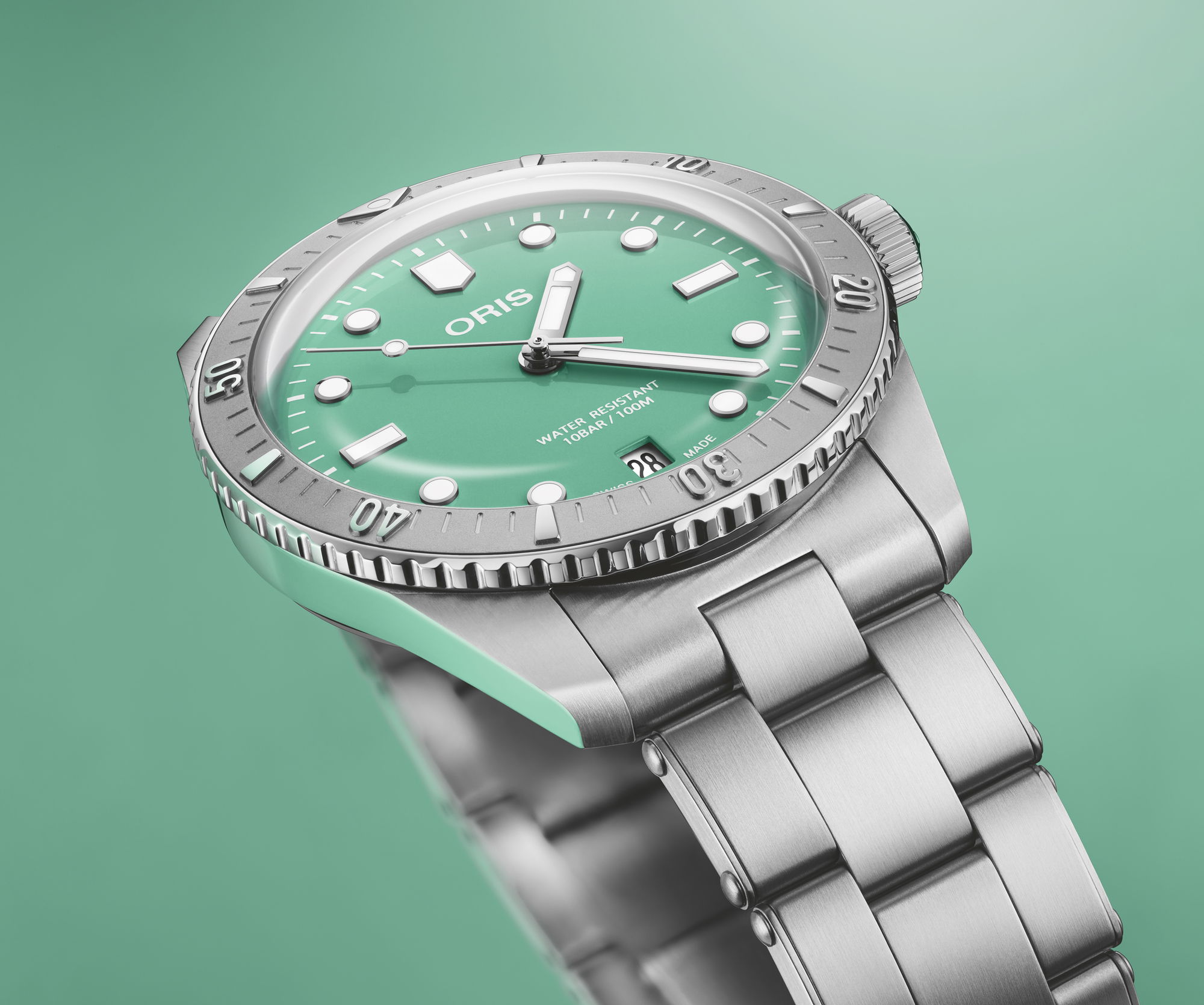 Oris Divers Sixty-Five ‘Cotton Candy’ - View 2