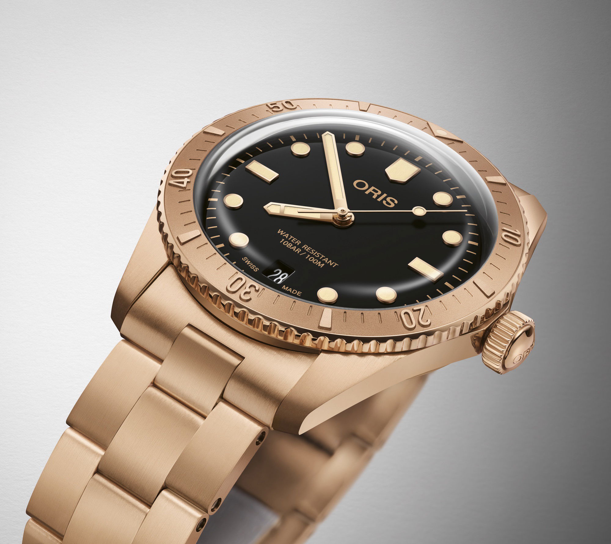 Oris Divers Sixty-Five Date - View 2