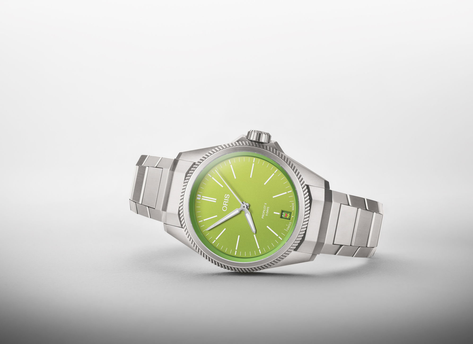 Oris ProPilot X Kermit Edition - View 2