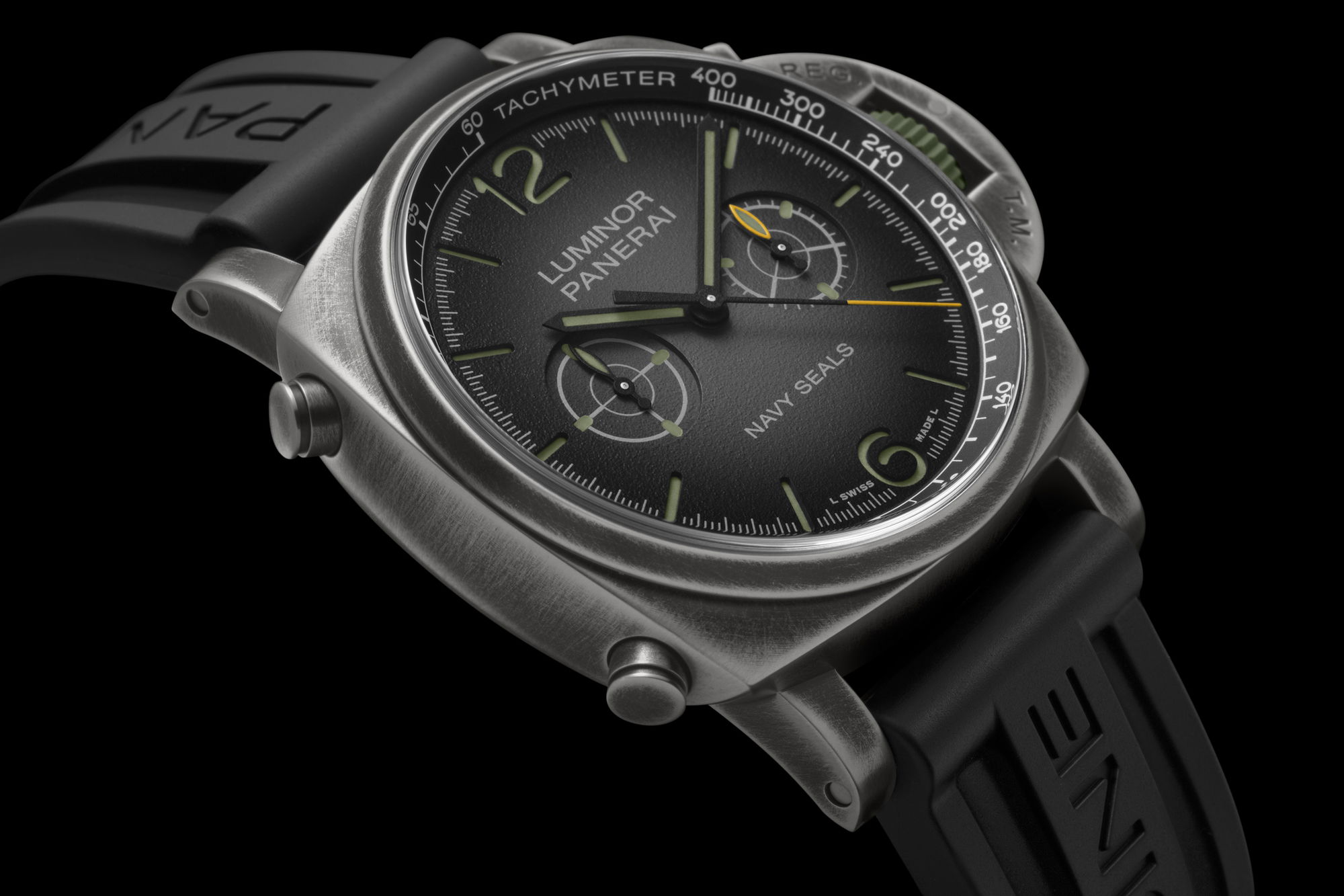 Panerai Luminor Chrono Navy SEALs - View 3