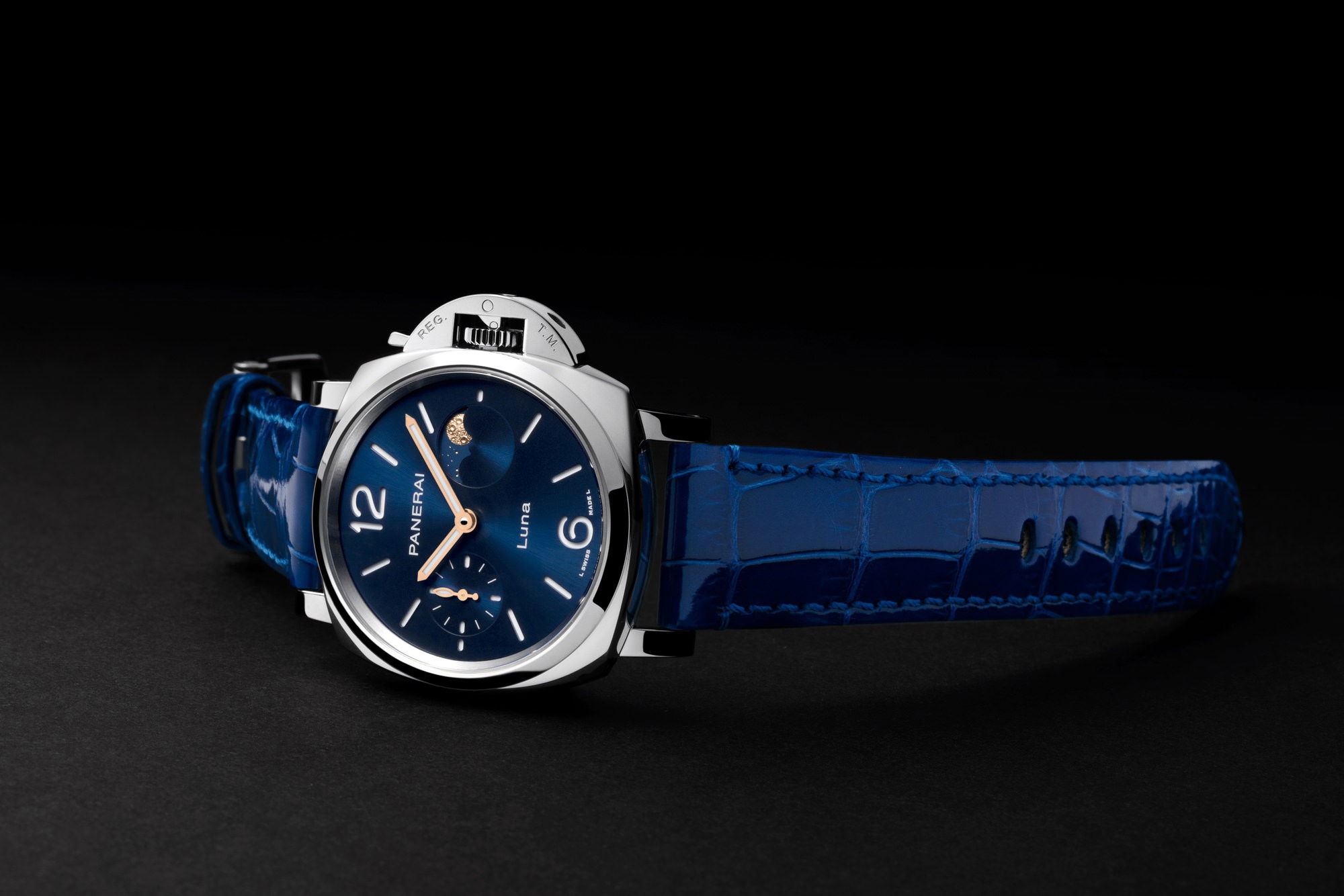 Panerai Luminor Due Luna - View 3