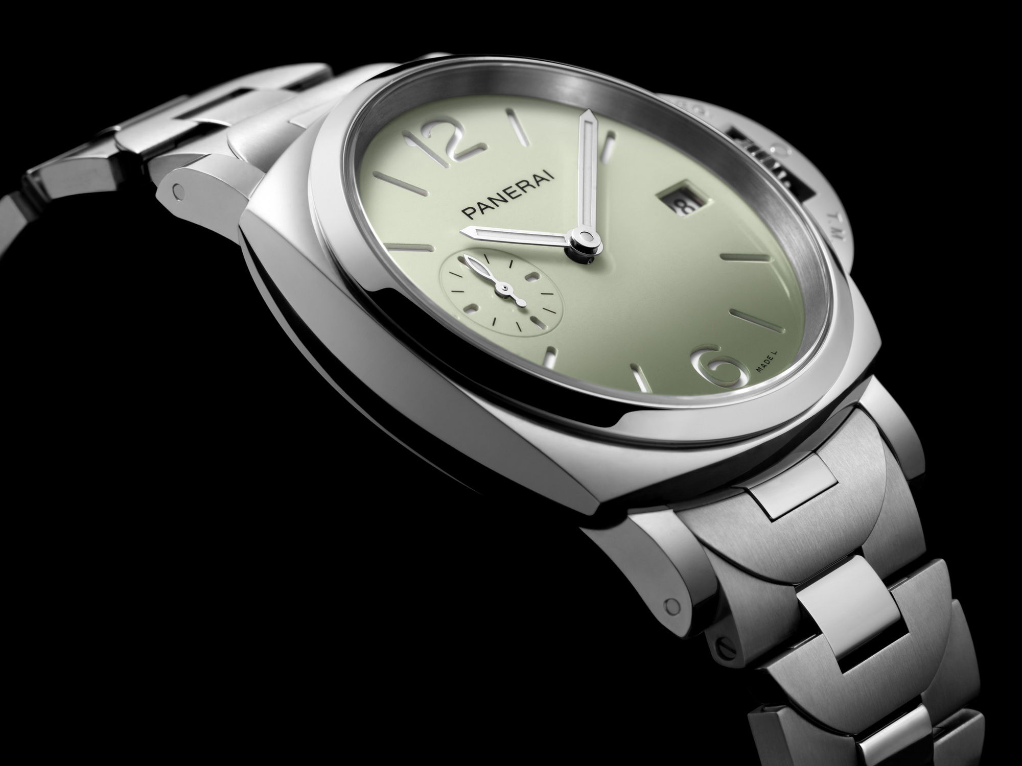 Panerai Luminor Due - View 2