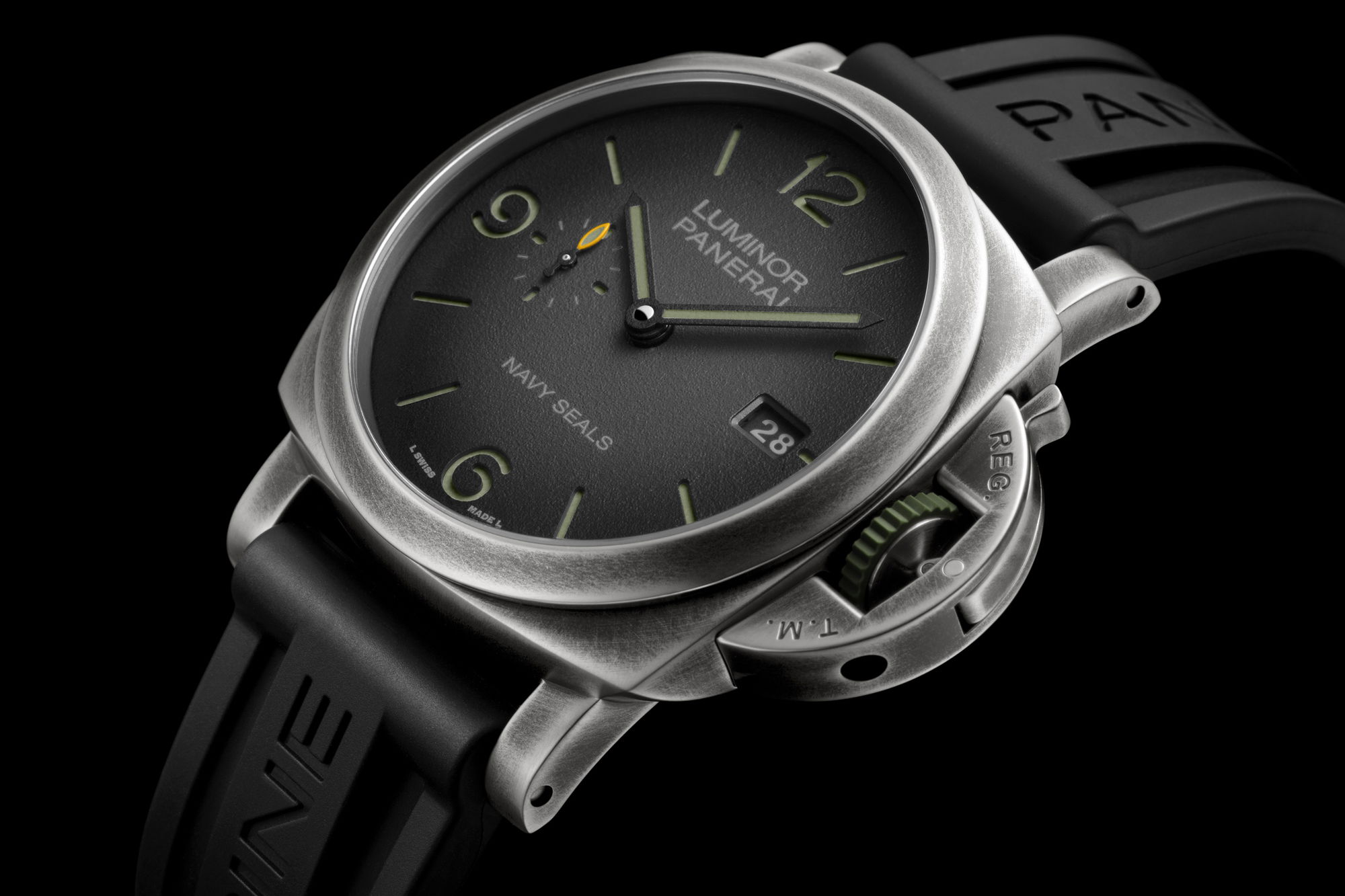 Panerai Luminor Marina Navy SEALs - View 2