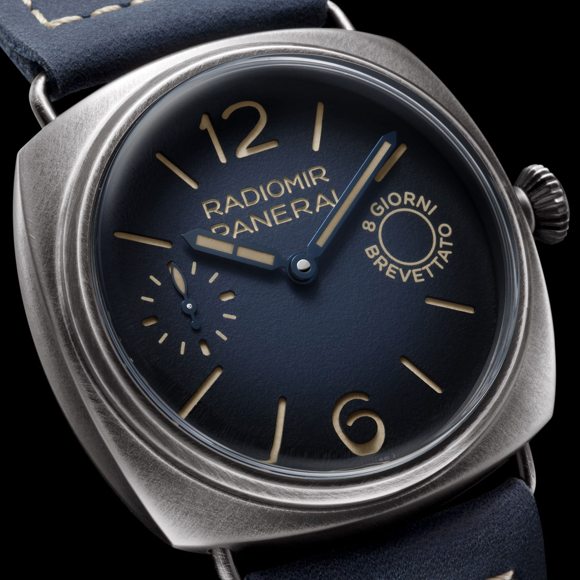 Panerai Radiomir Otto Giorni - View 3