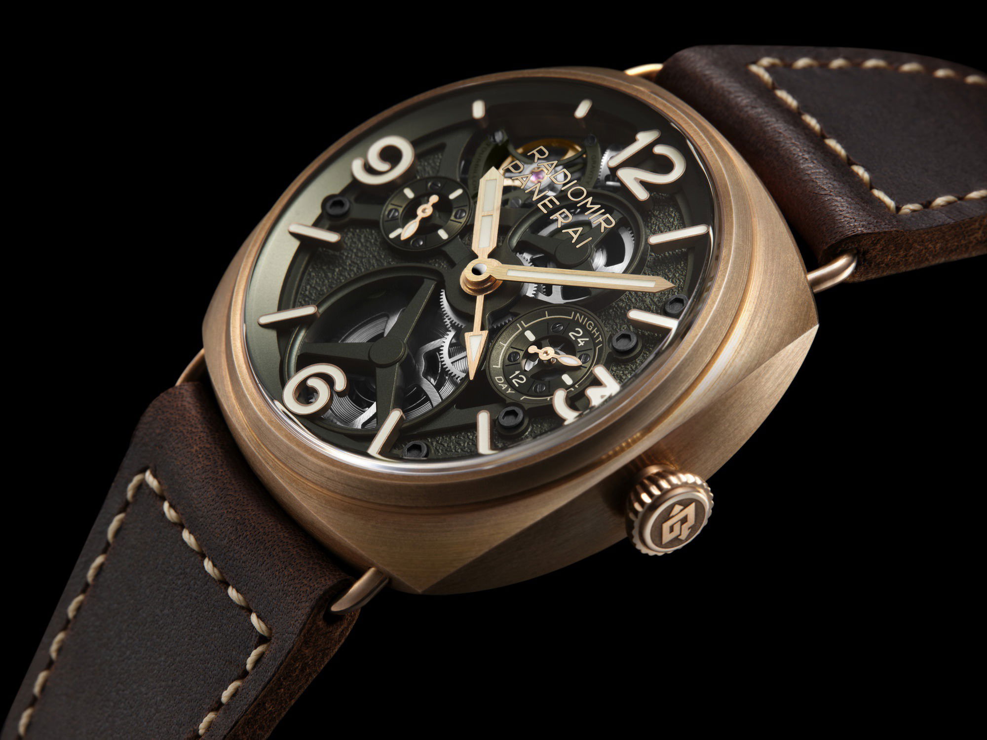 Panerai Radiomir Tourbillon GMT Bronzo - View 2