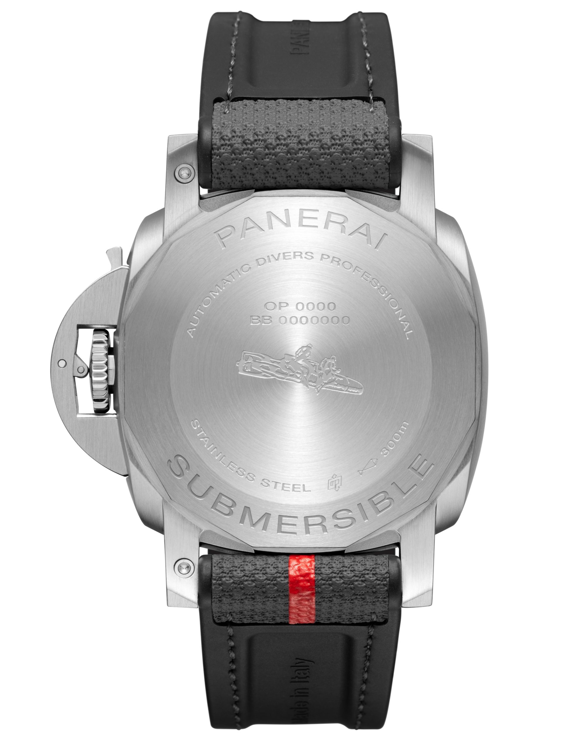 Panerai Submersible Luna Rossa - View 2