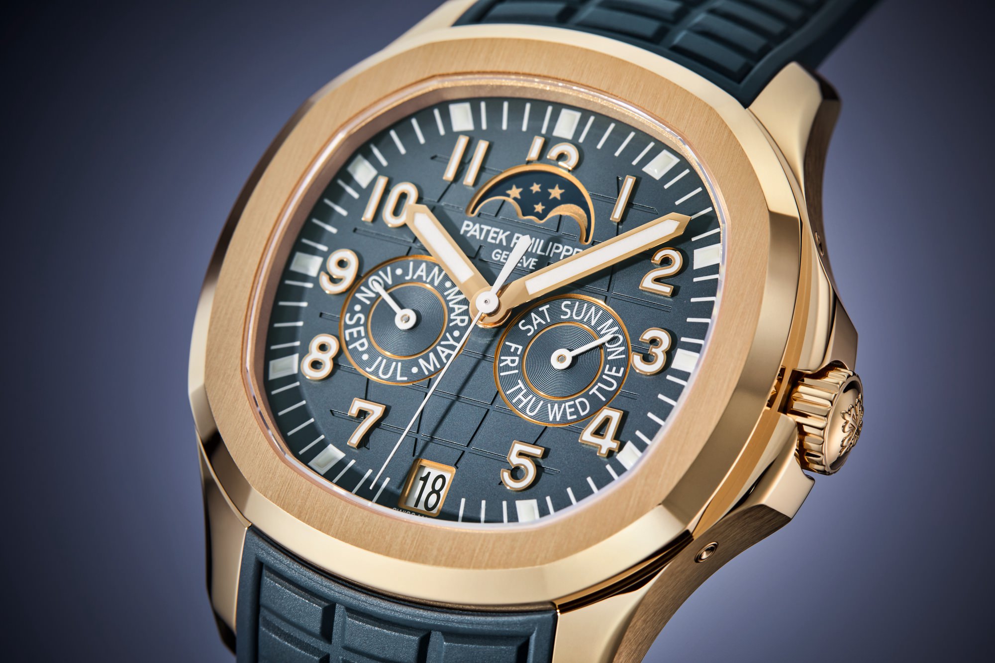 Patek Philippe Aquanaut - View 2