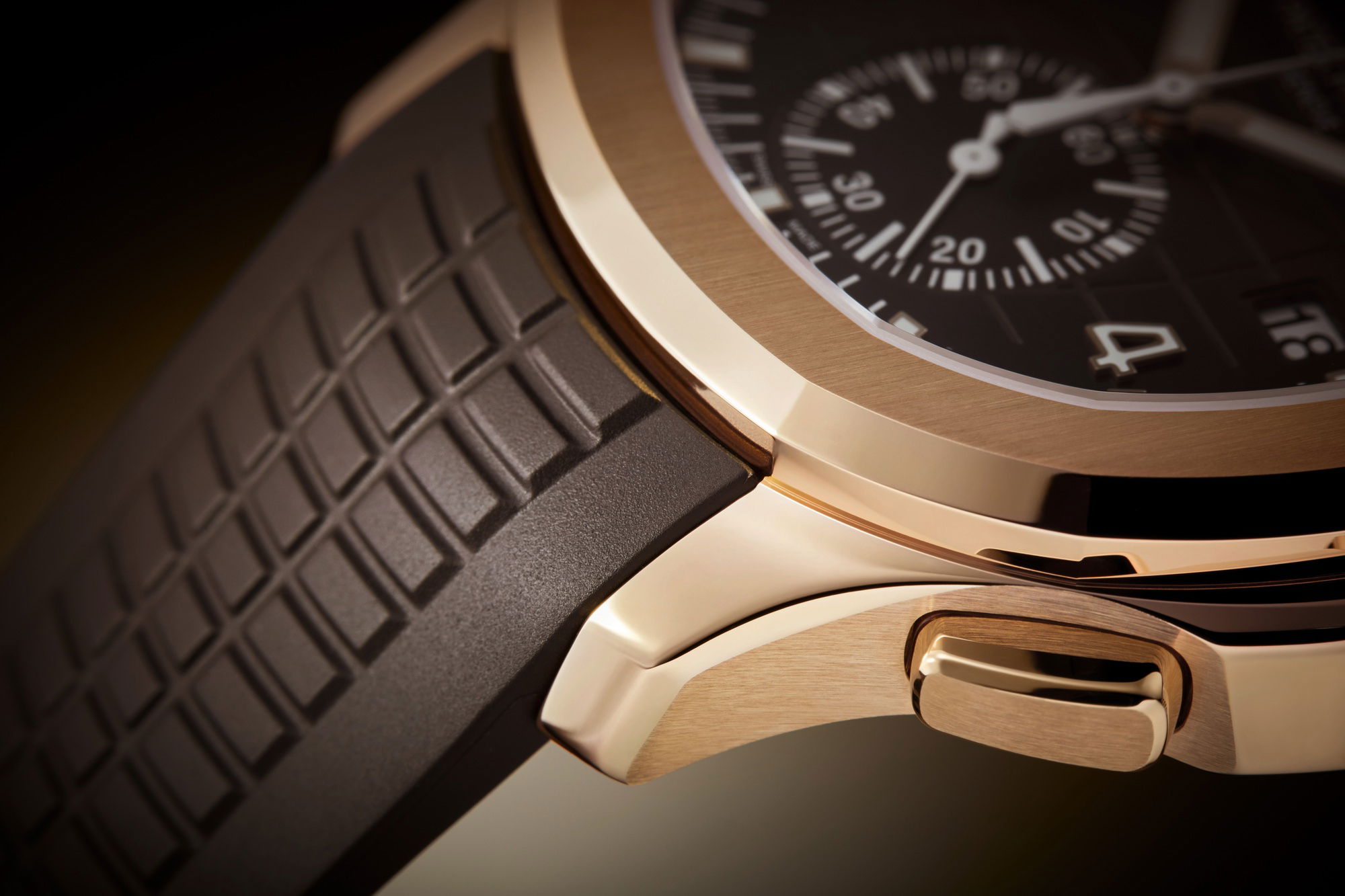 Patek Philippe Aquanaut Flyback Chronograph - View 3