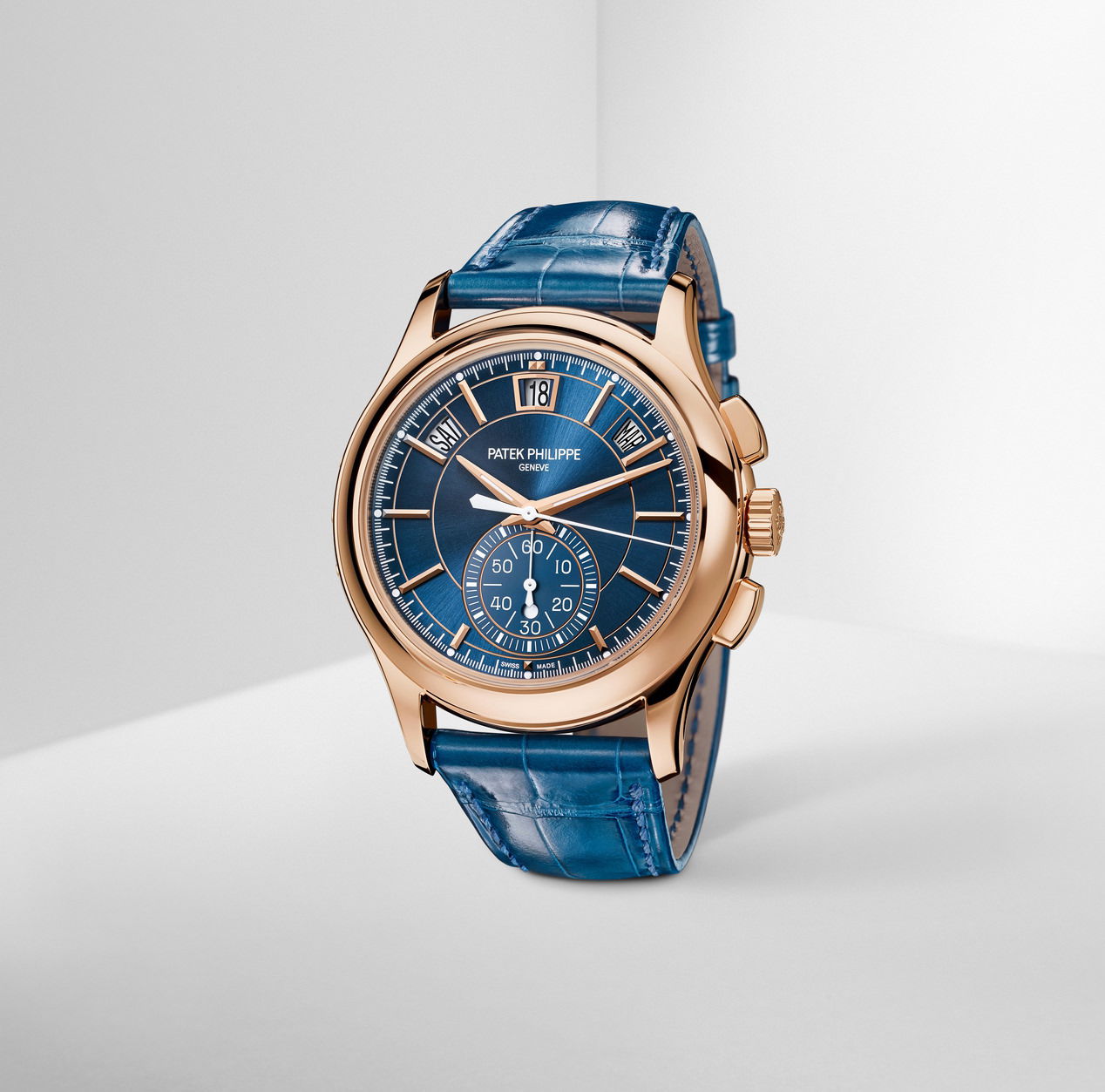 Patek Philippe Complications Flyback Chronograph, Annual Calendar - View 3