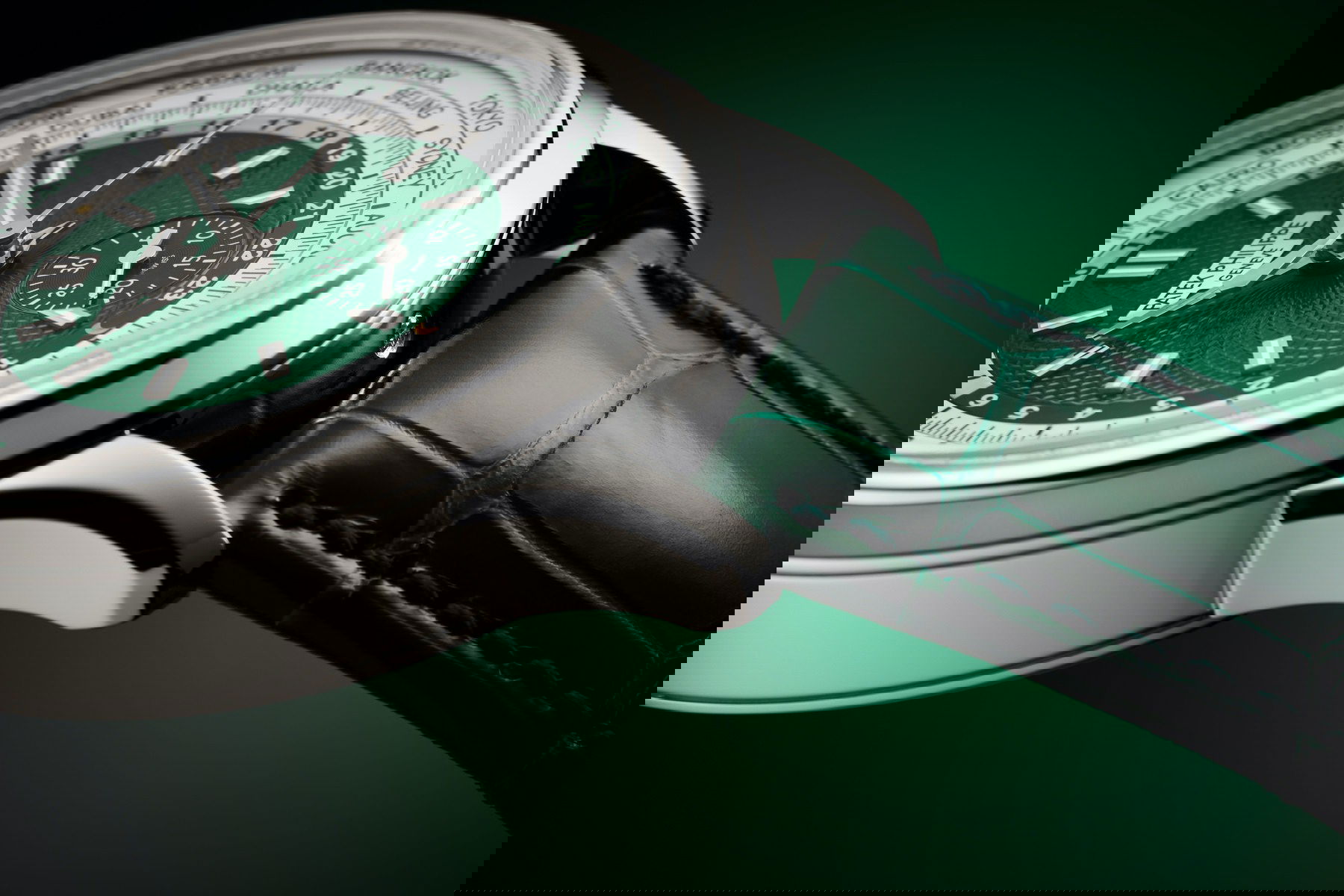 Patek Philippe Complications World Time, Flyback Chronograph - View 2