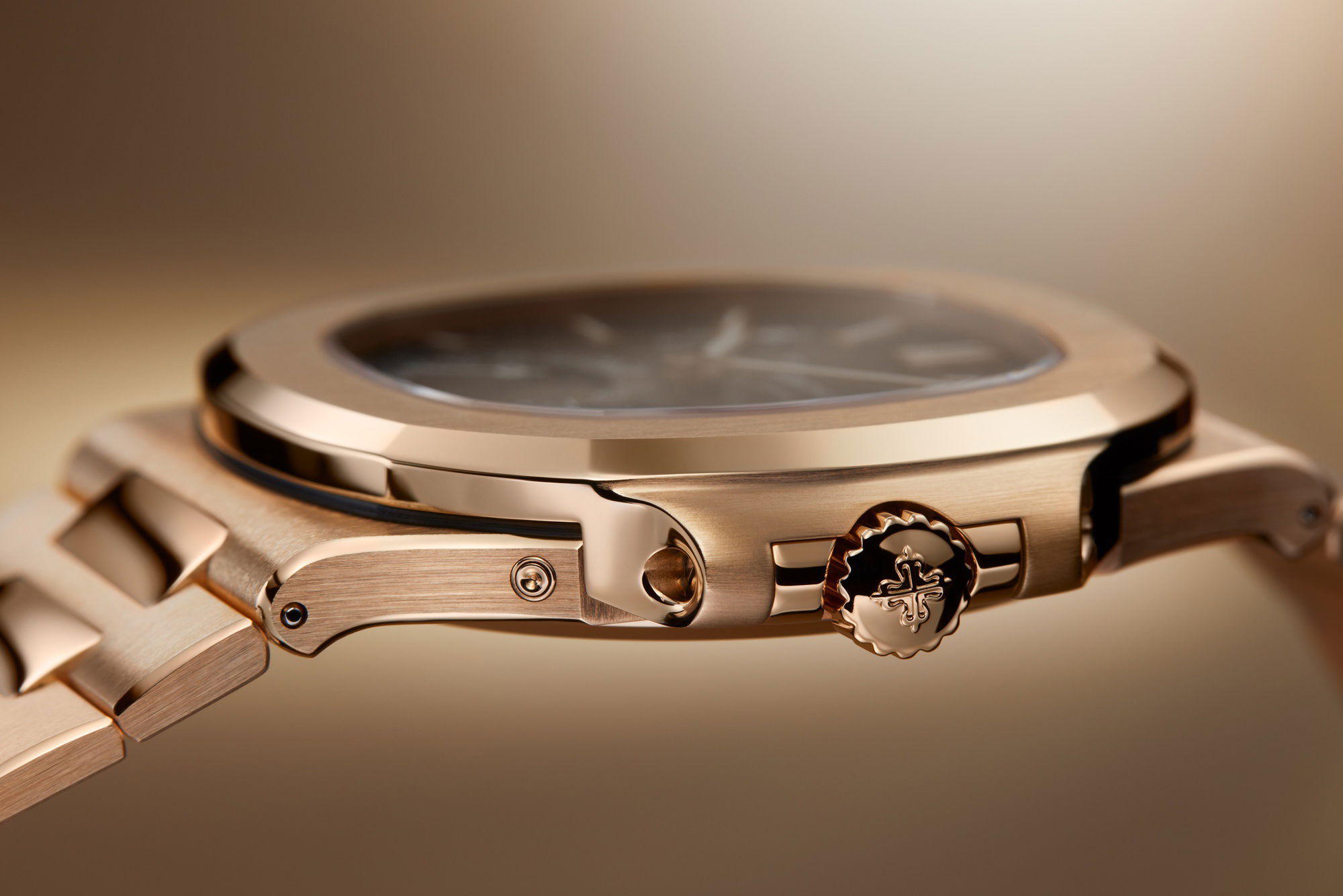 Patek Philippe Nautilus - View 3