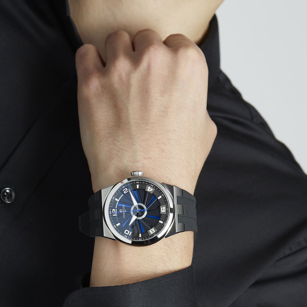 Perrelet Turbine Evo 3 Hands - View 3