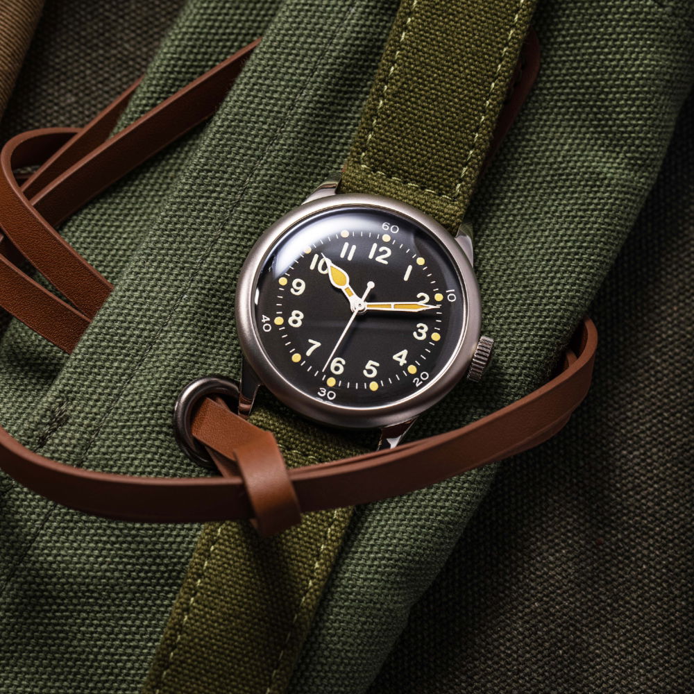 Praesidus Service Watch – Black Canvas - View 2