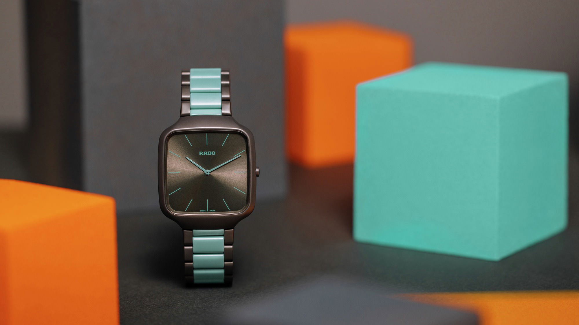 Rado True Square Thinline Les Couleurs™ Le Corbusier - View 2