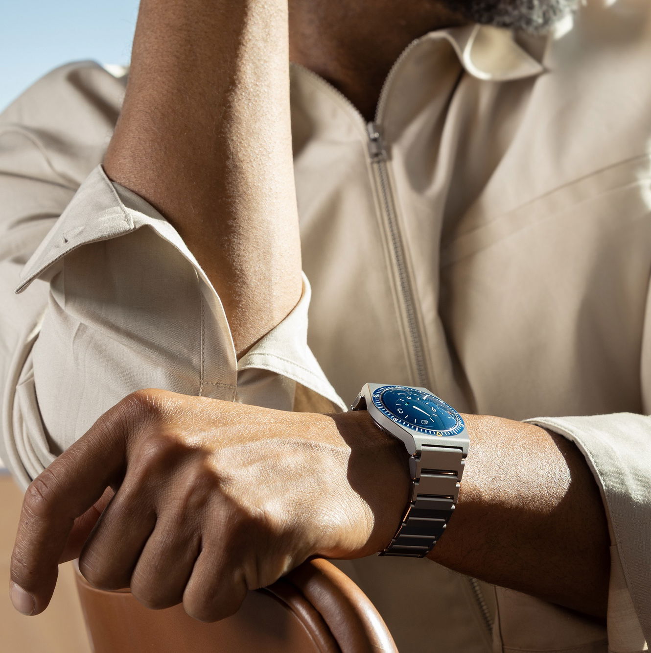Ressence Type 7 Night Blue - View 2