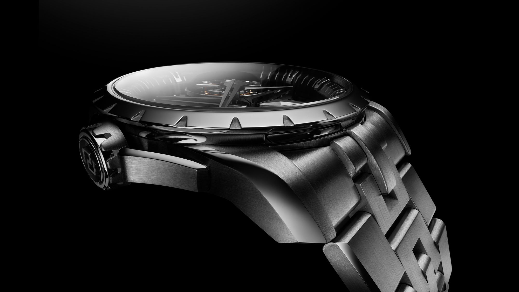 Roger Dubuis Excalibur Titanium Monotourbillon - View 3