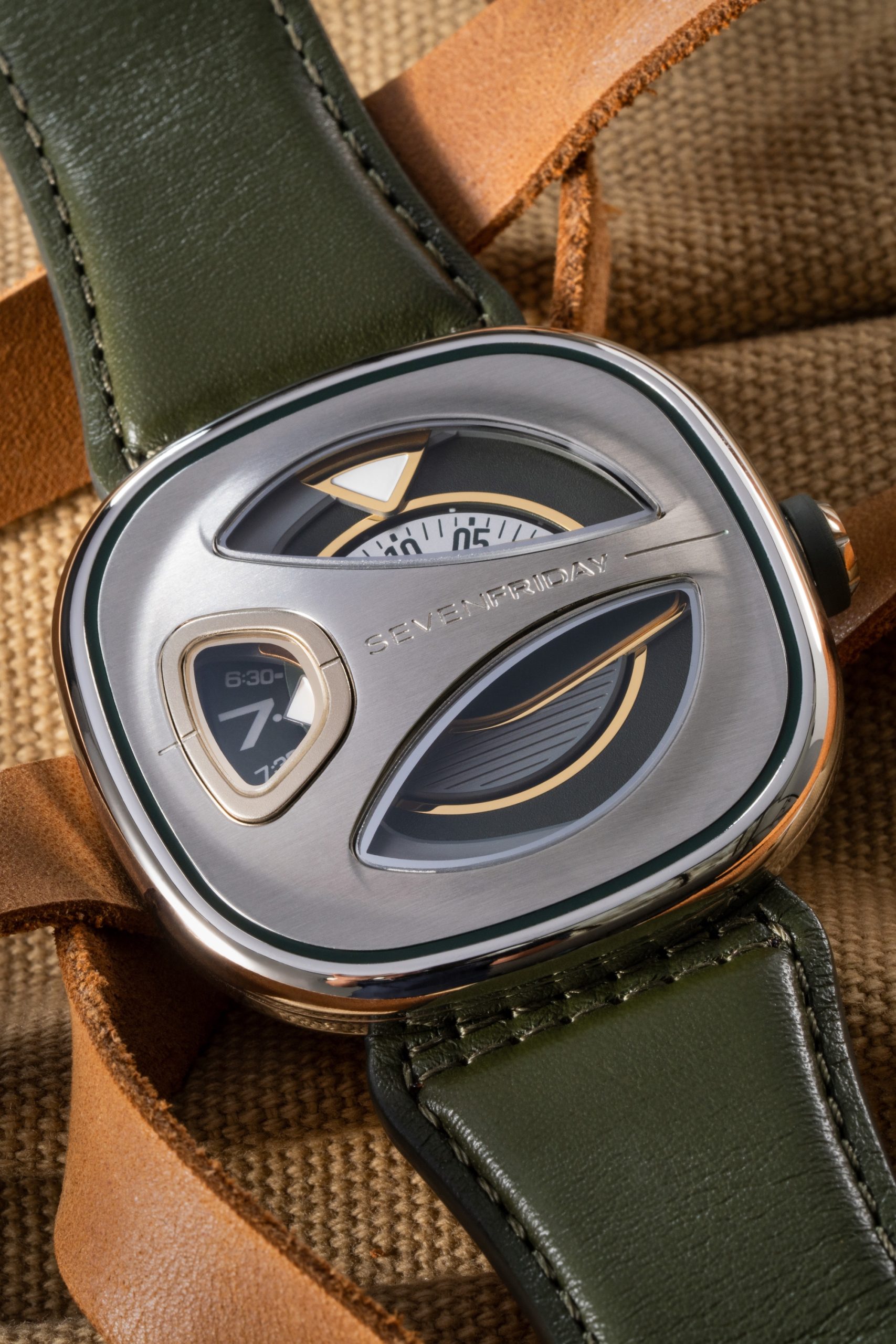 SevenFriday ME1/02 - View 2