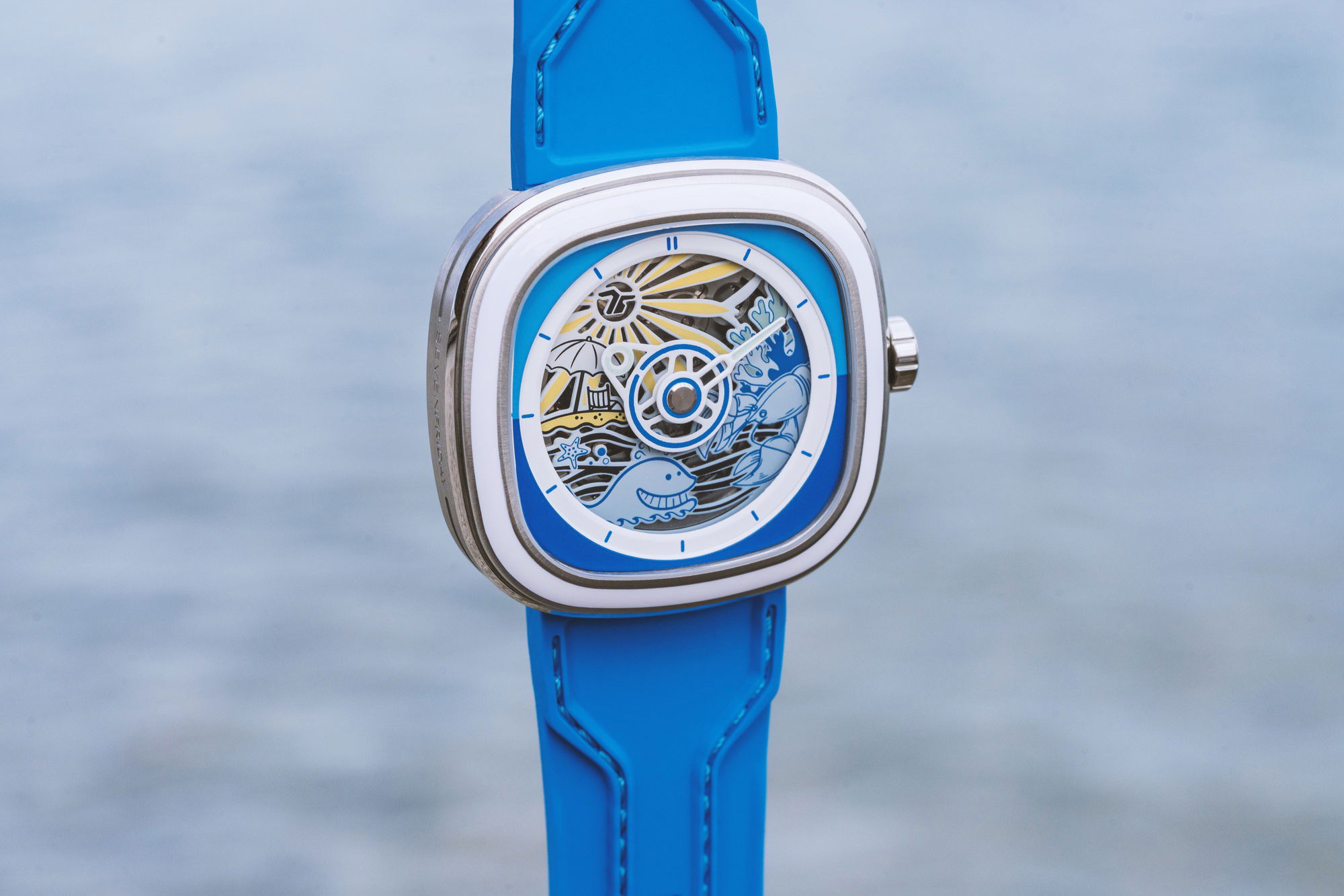 SevenFriday T1/09 Beach Club - View 2