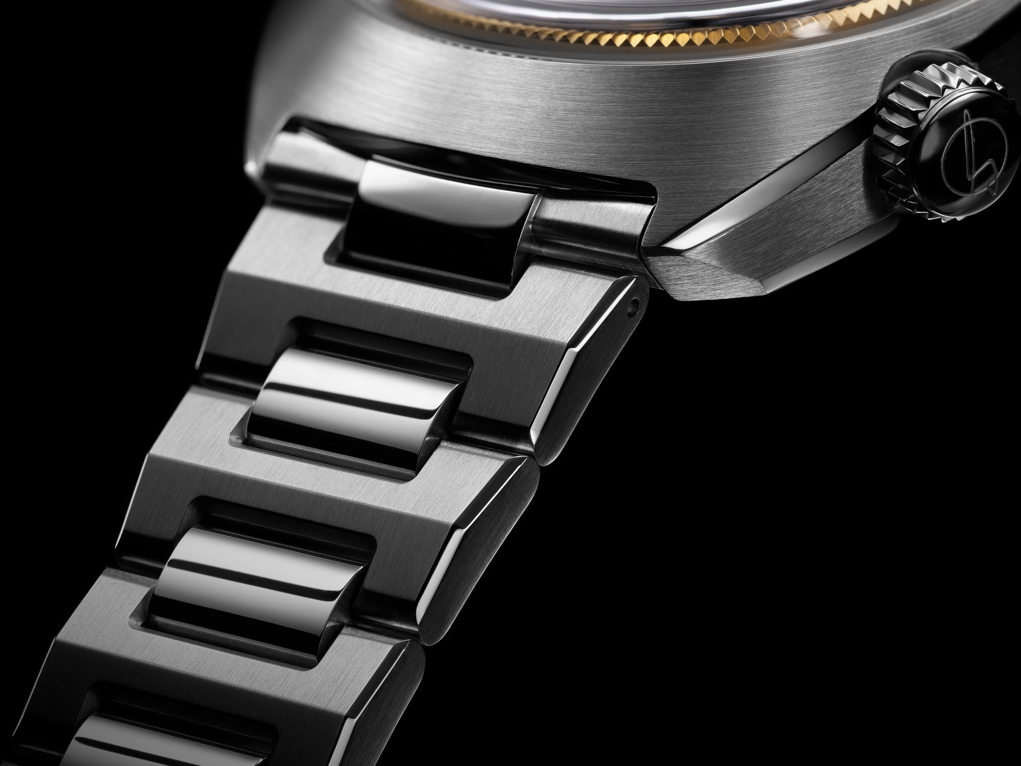 Singer Reimagined 1969 Chronograph Sunray Gray - View 2