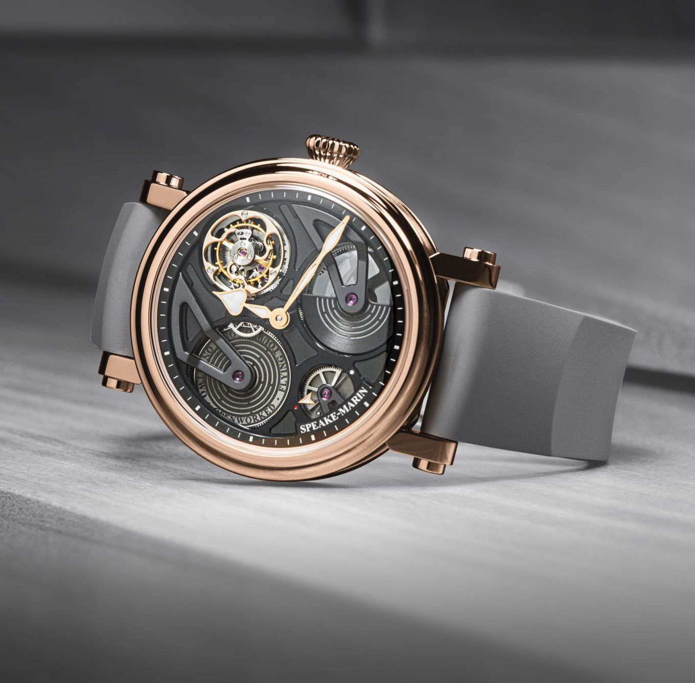 Speake-Marin Openworked Tourbillon Red Gold - View 2