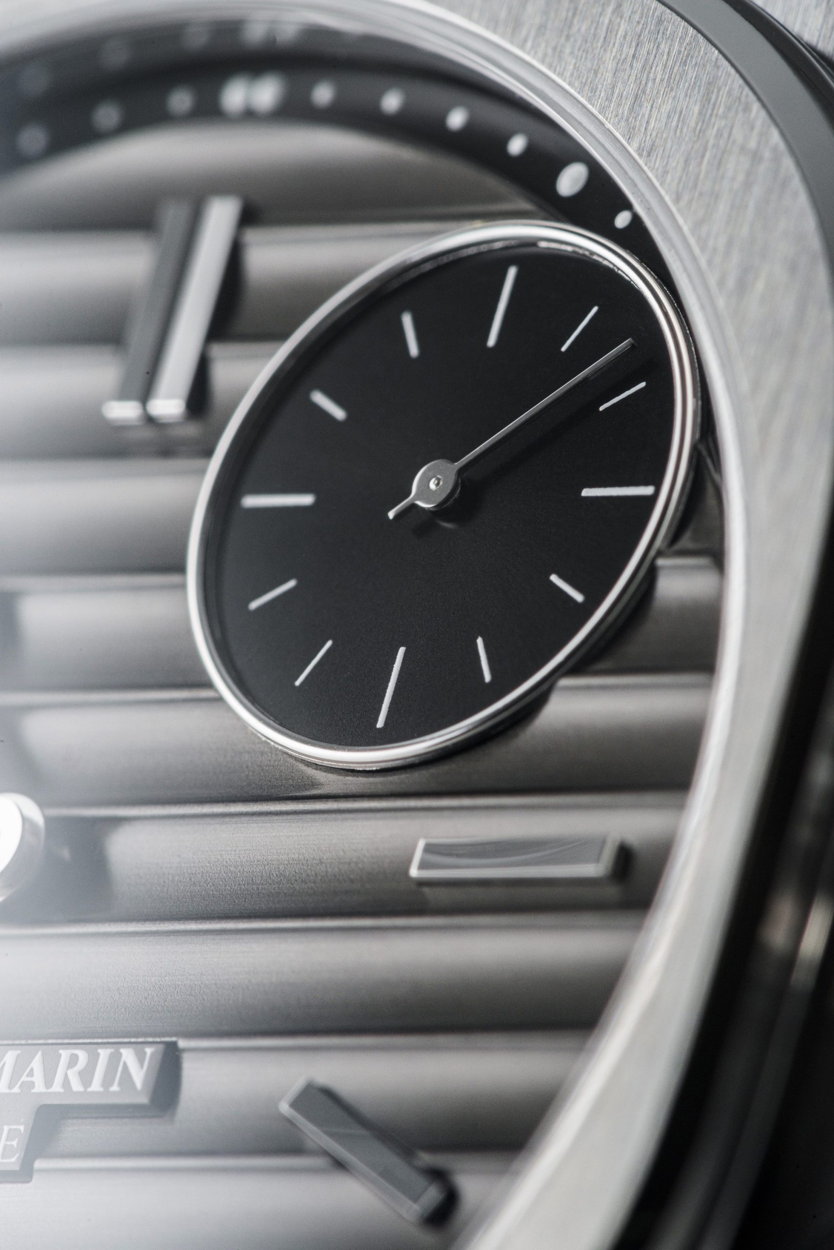 Speake-Marin Ripples Black Original - View 2