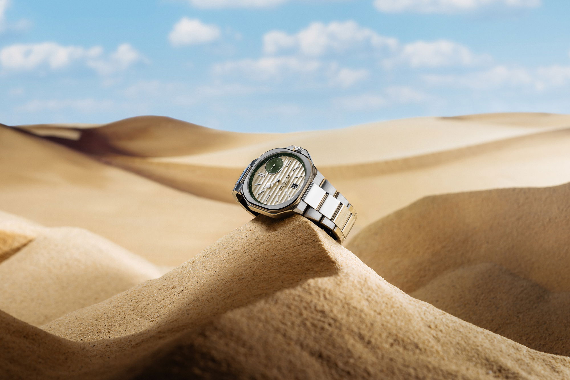Speake-Marin Ripples Dune Date - View 2
