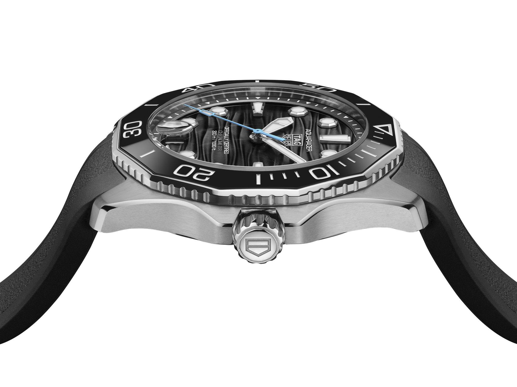 TAG Heuer Aquaracer Professional 300 Date - View 3