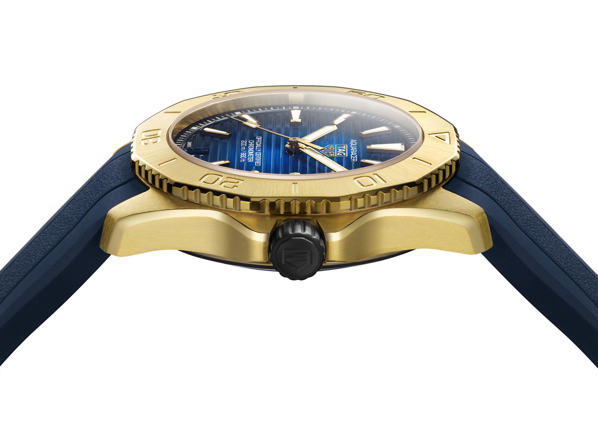 TAG Heuer Aquaracer Professional 200 - View 2