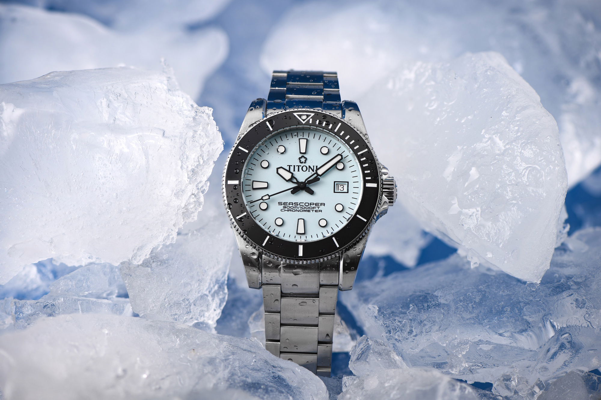 Titoni Seascoper 300 Ice Blue - View 2
