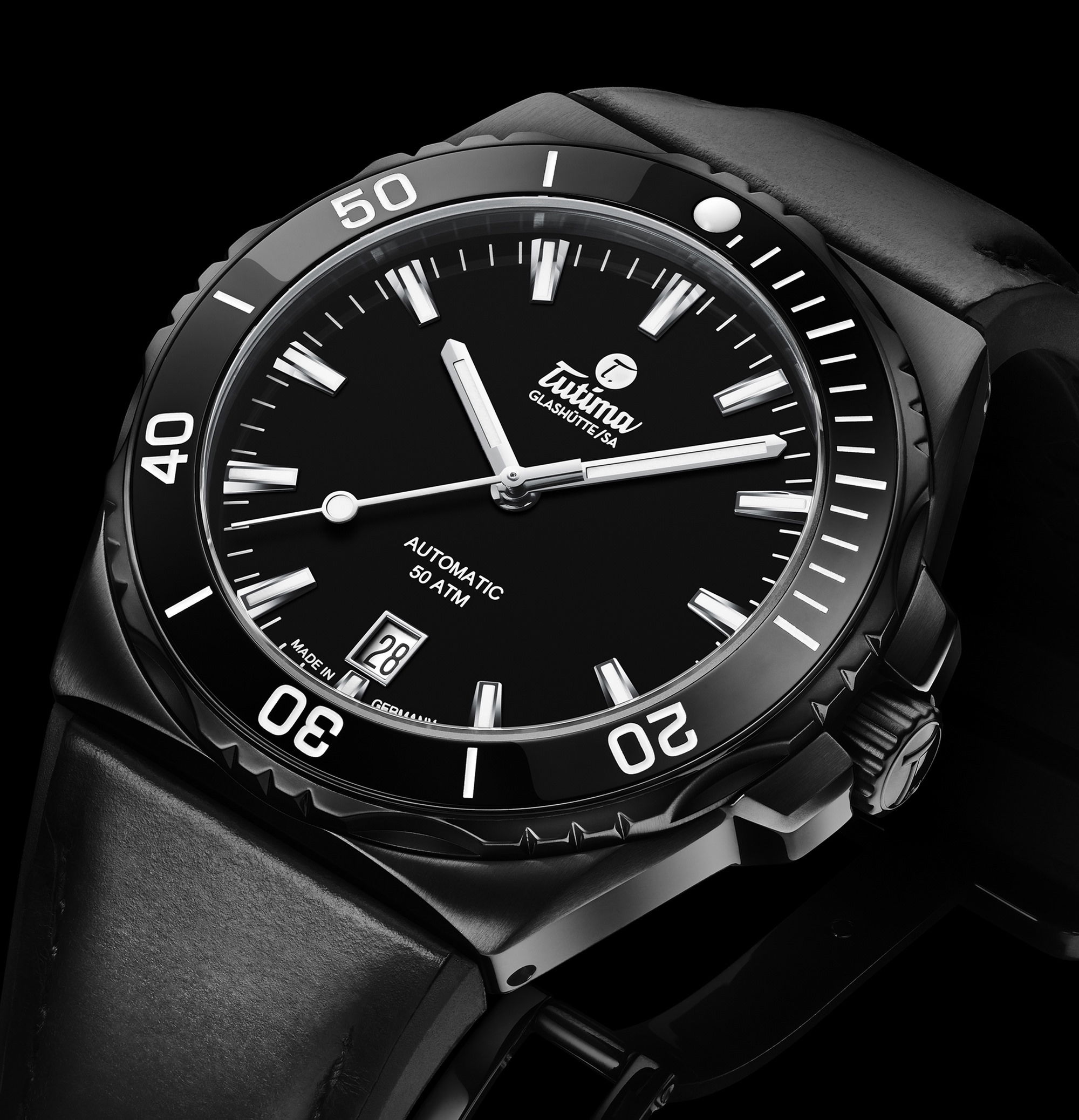 Tutima Glashütte M2 Seven Seas S 40 Black Limited Edition - View 3