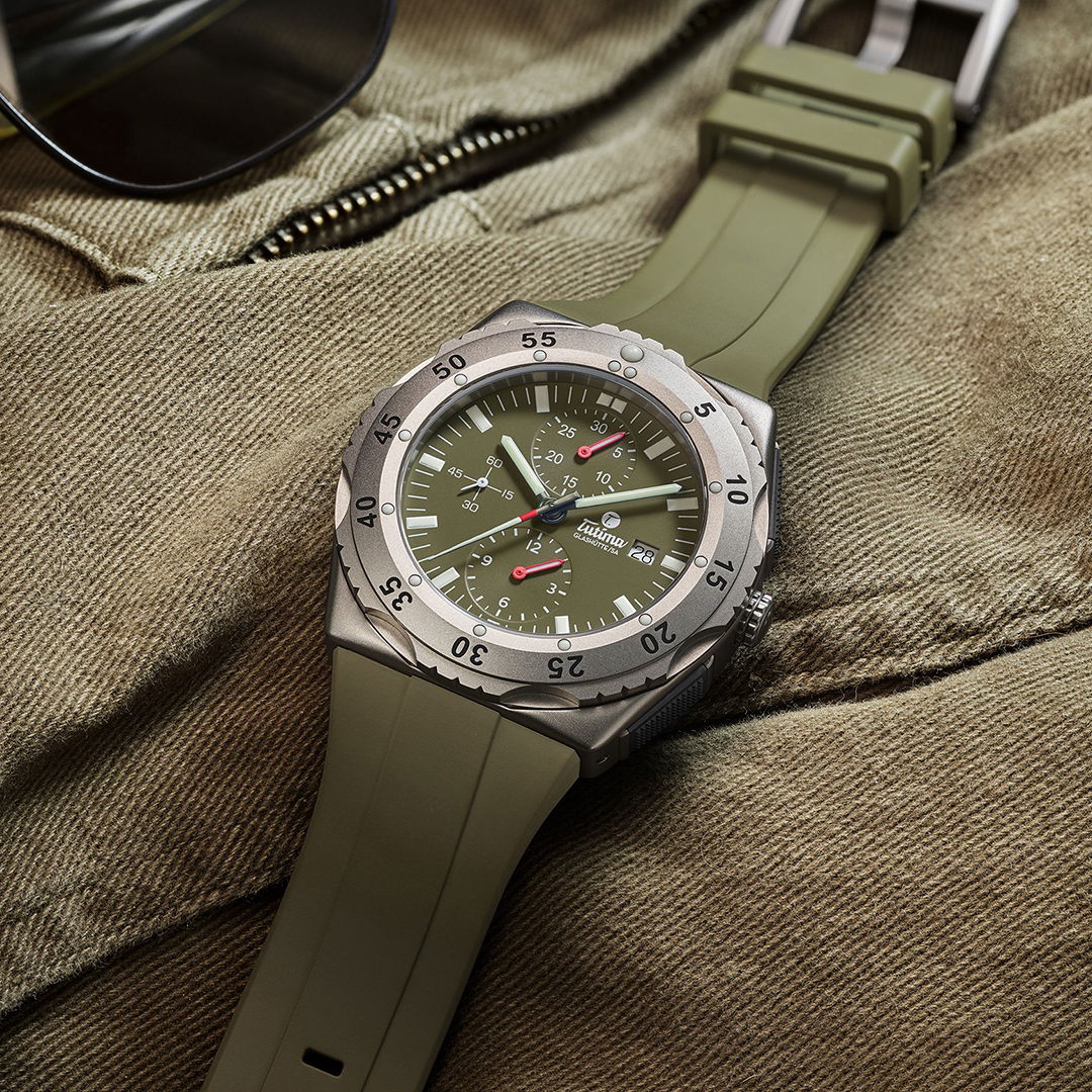 Tutima Glashütte Mara Safarri Chronograph - View 2