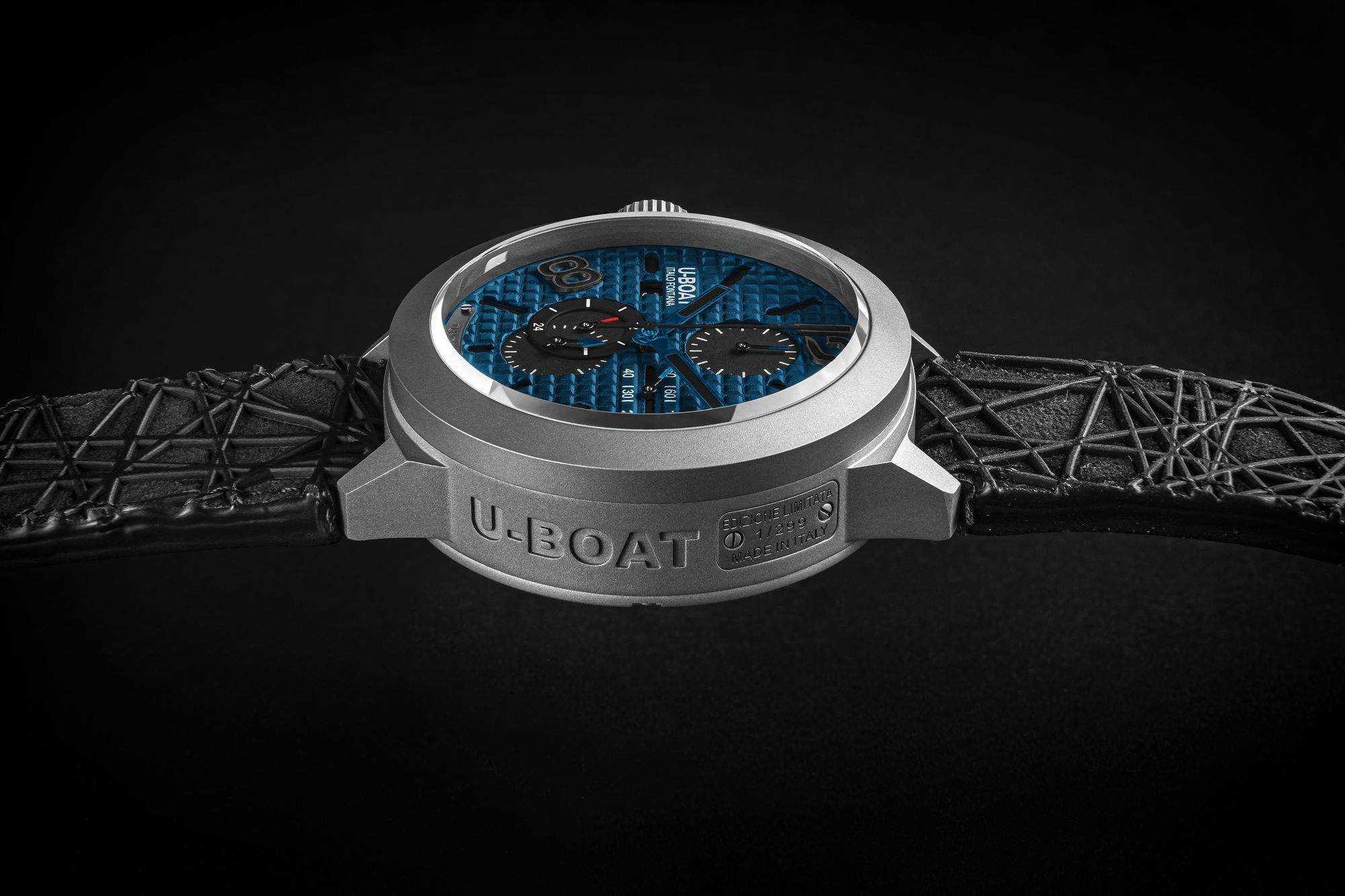 U-Boat Classico 45 Titanium Tungsten Blue - View 2