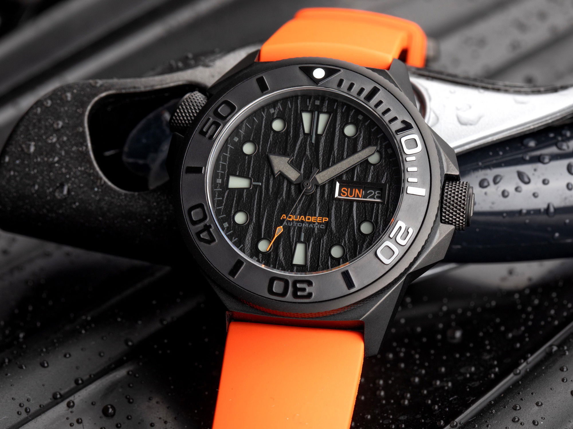 Undone Aquadeep Submerge Automatic - View 2