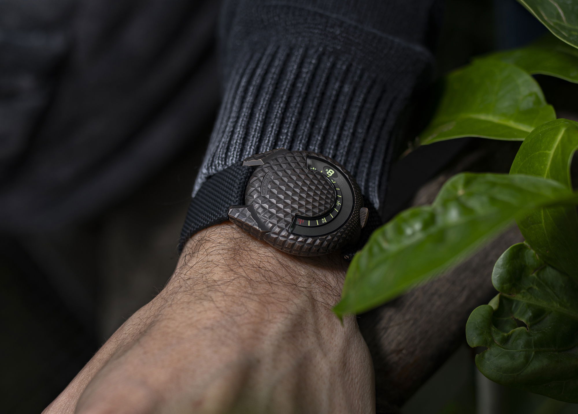 Urwerk UR-101 T-Rex - View 3