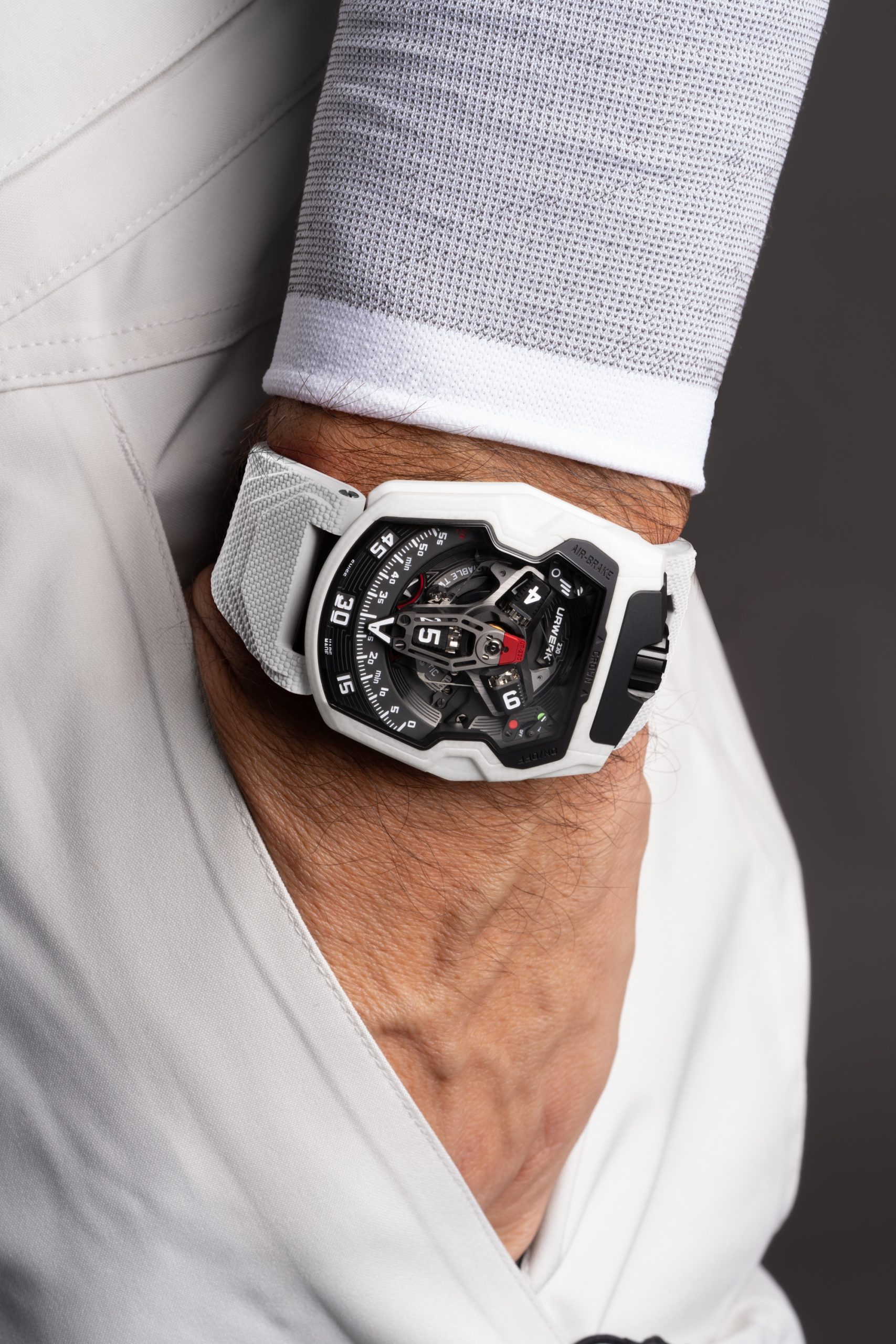 Urwerk UR-230 Polaris - View 3