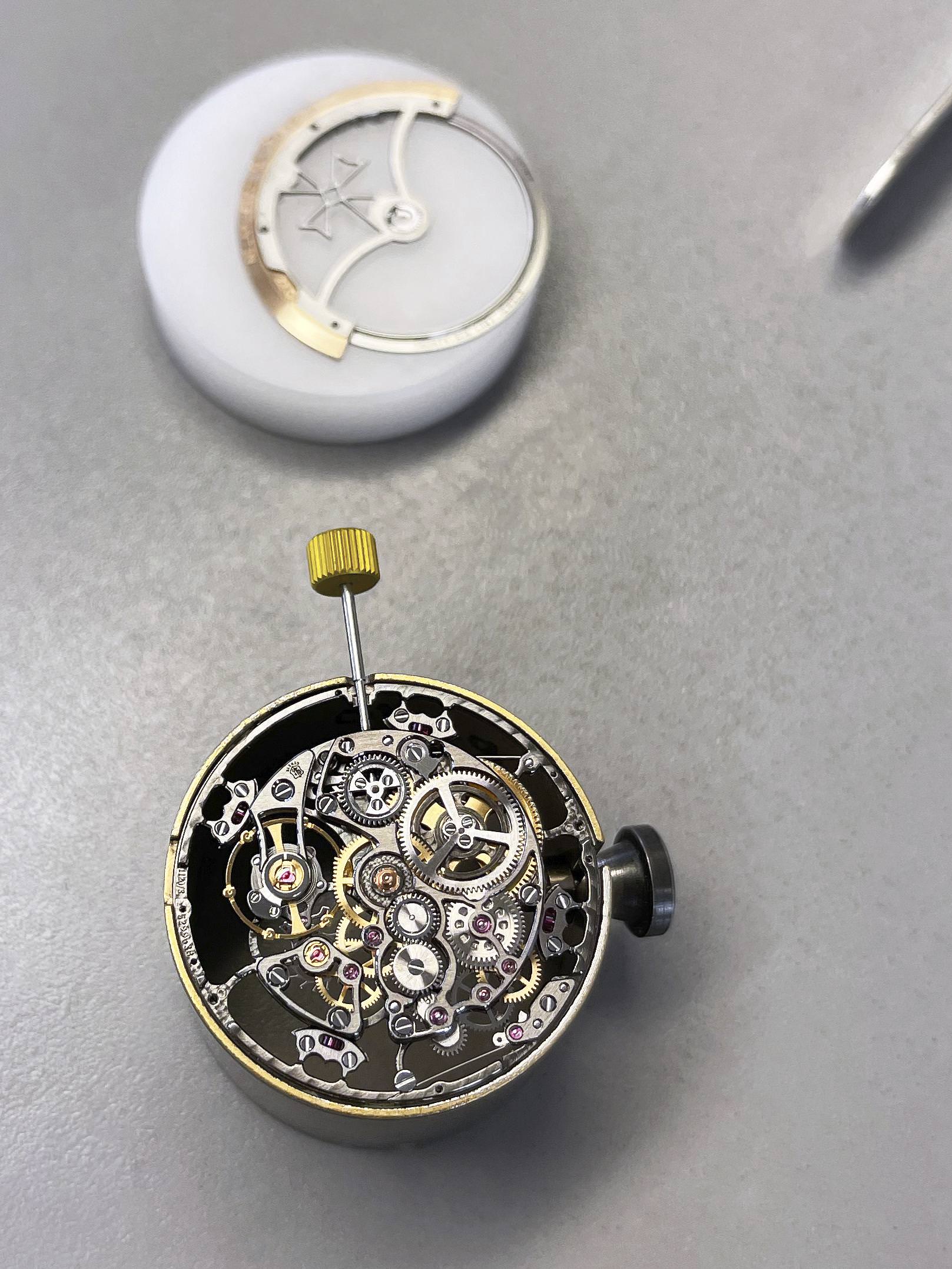 Vacheron Constantin Overseas Perpetual Calendar Ultra-Thin Skeleton - View 2