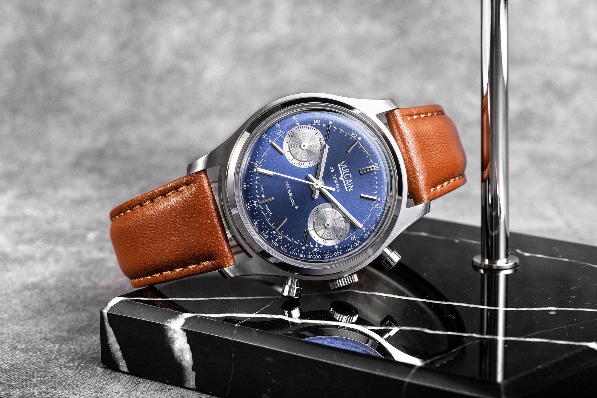 Vulcain Chronograph 1970’s Blue - View 2