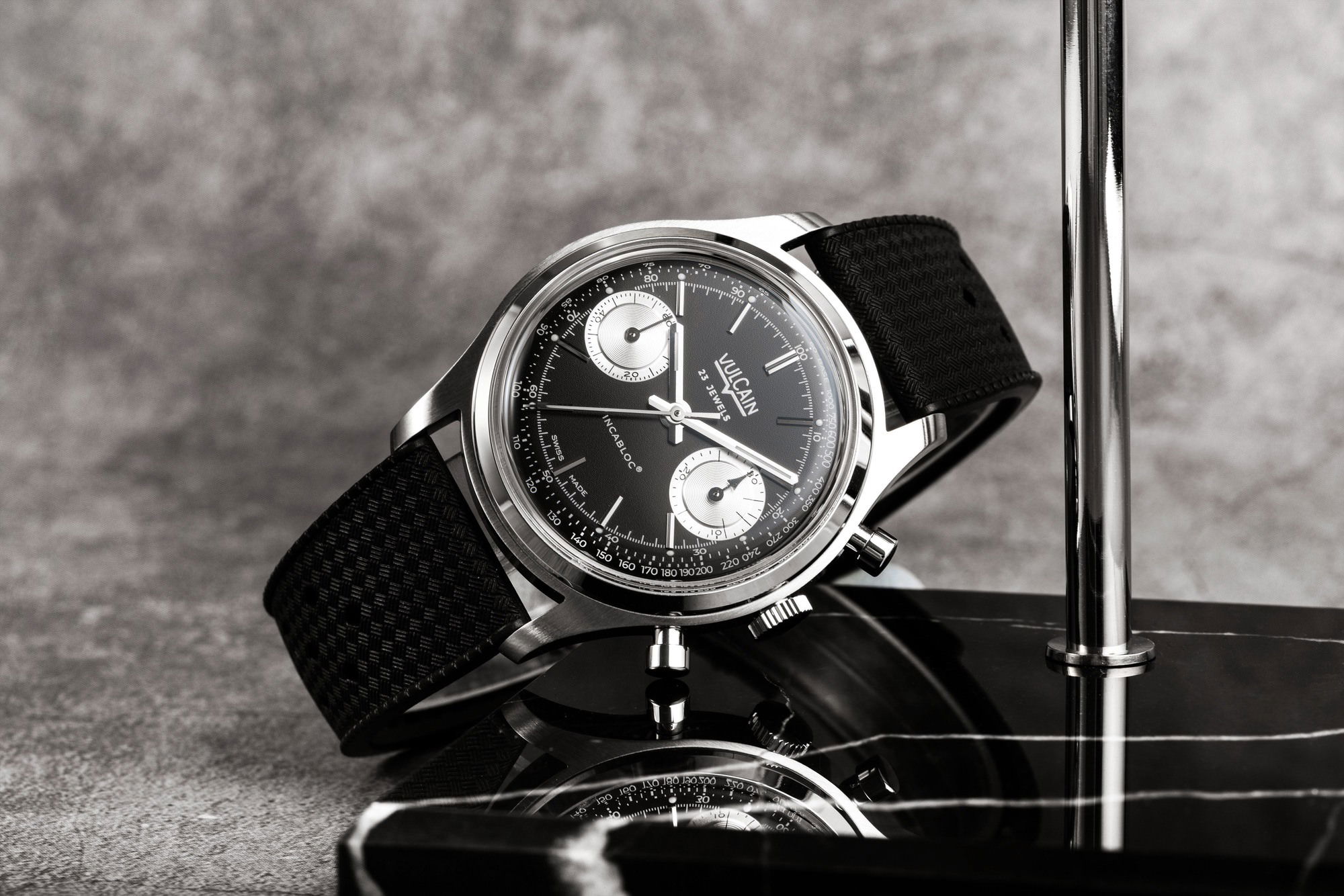 Vulcain Chronograph 1970’s Black & Silver - View 2