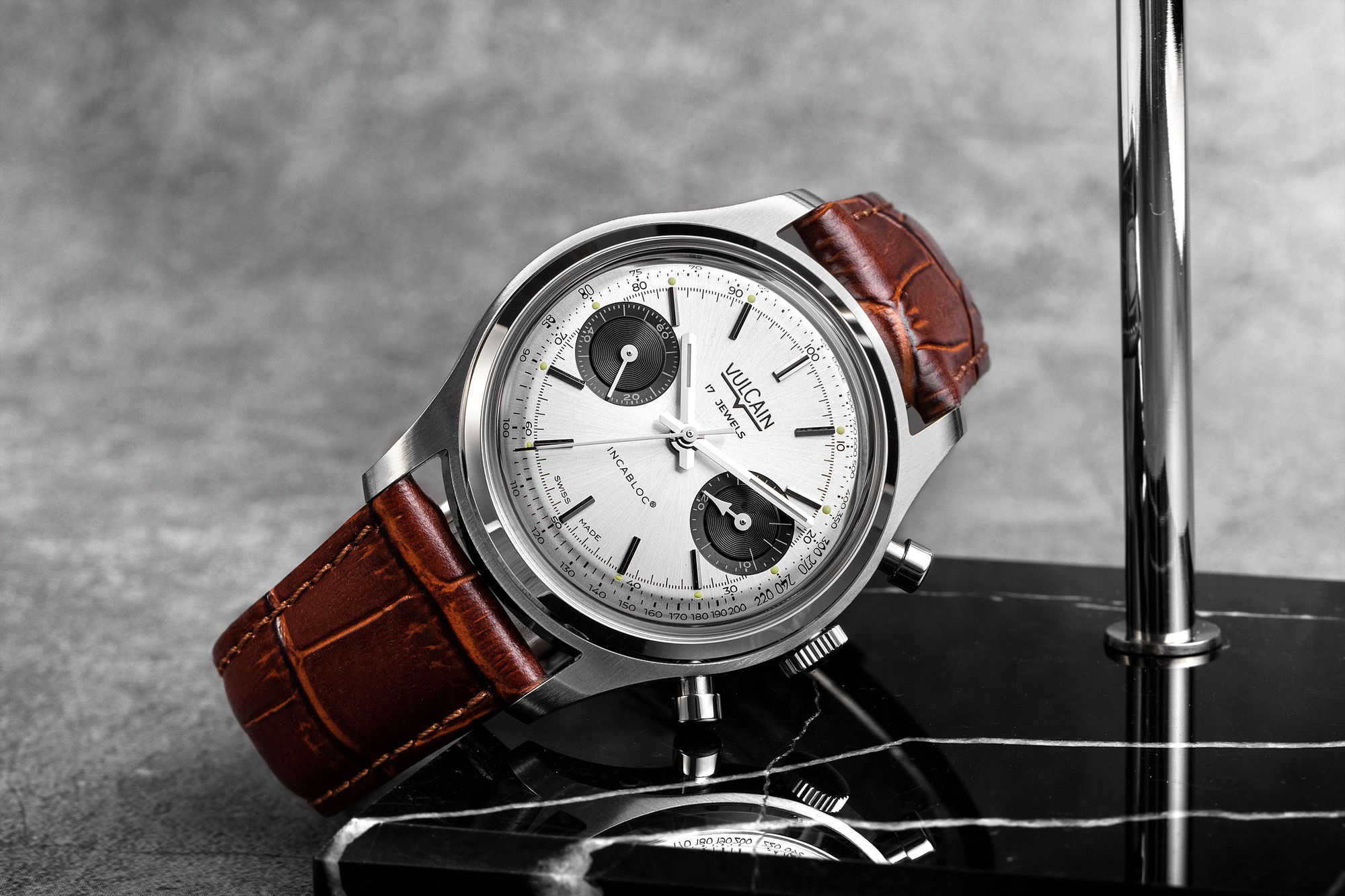 Vulcain Chronograph 1970’s Silver - View 2