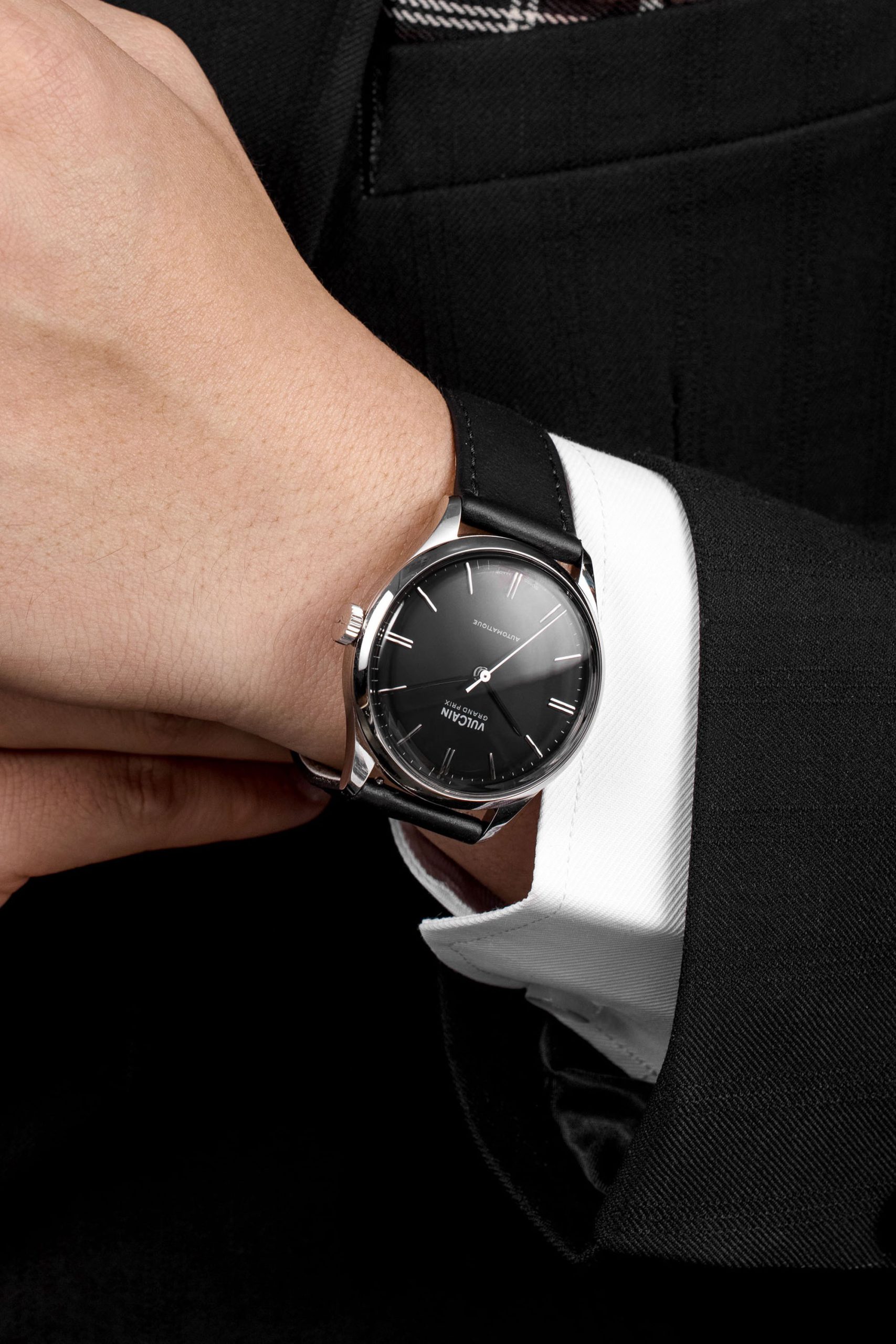 Vulcain Grand Prix Black - View 2